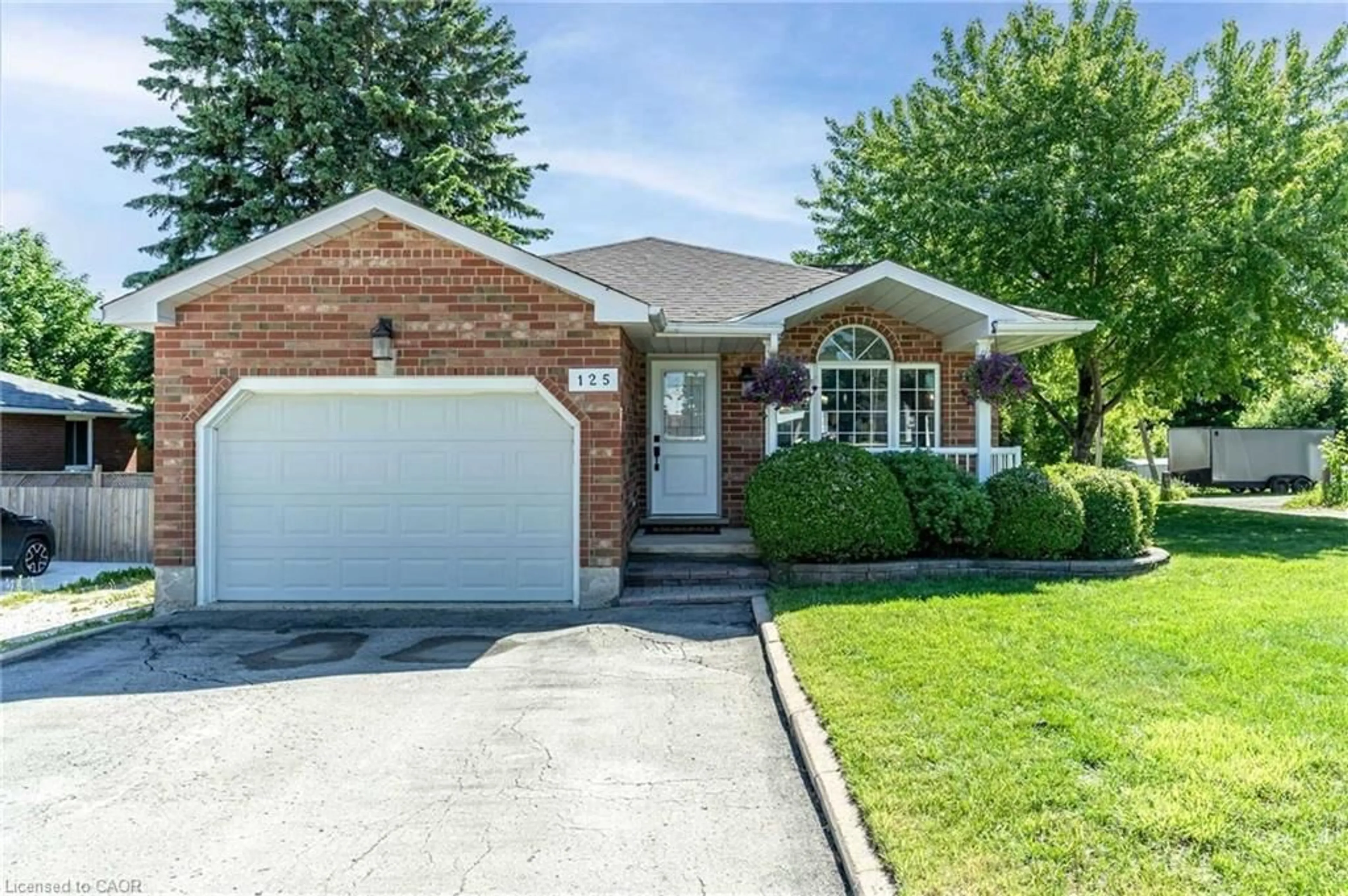 Home with brick exterior material, street for 125 Jelly St, Shelburne Ontario L9V 2Z7