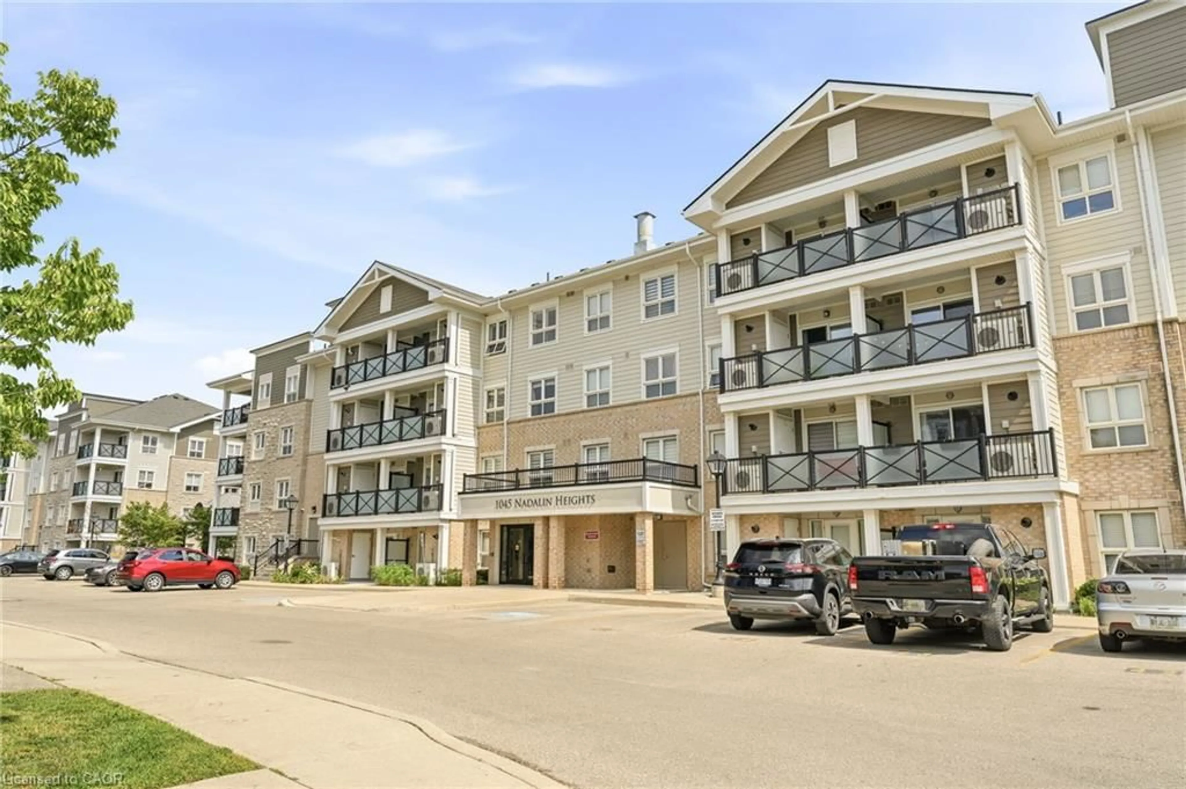 Patio, unknown for 1045 Nadalin Hts #309, Milton Ontario L9T 8R5