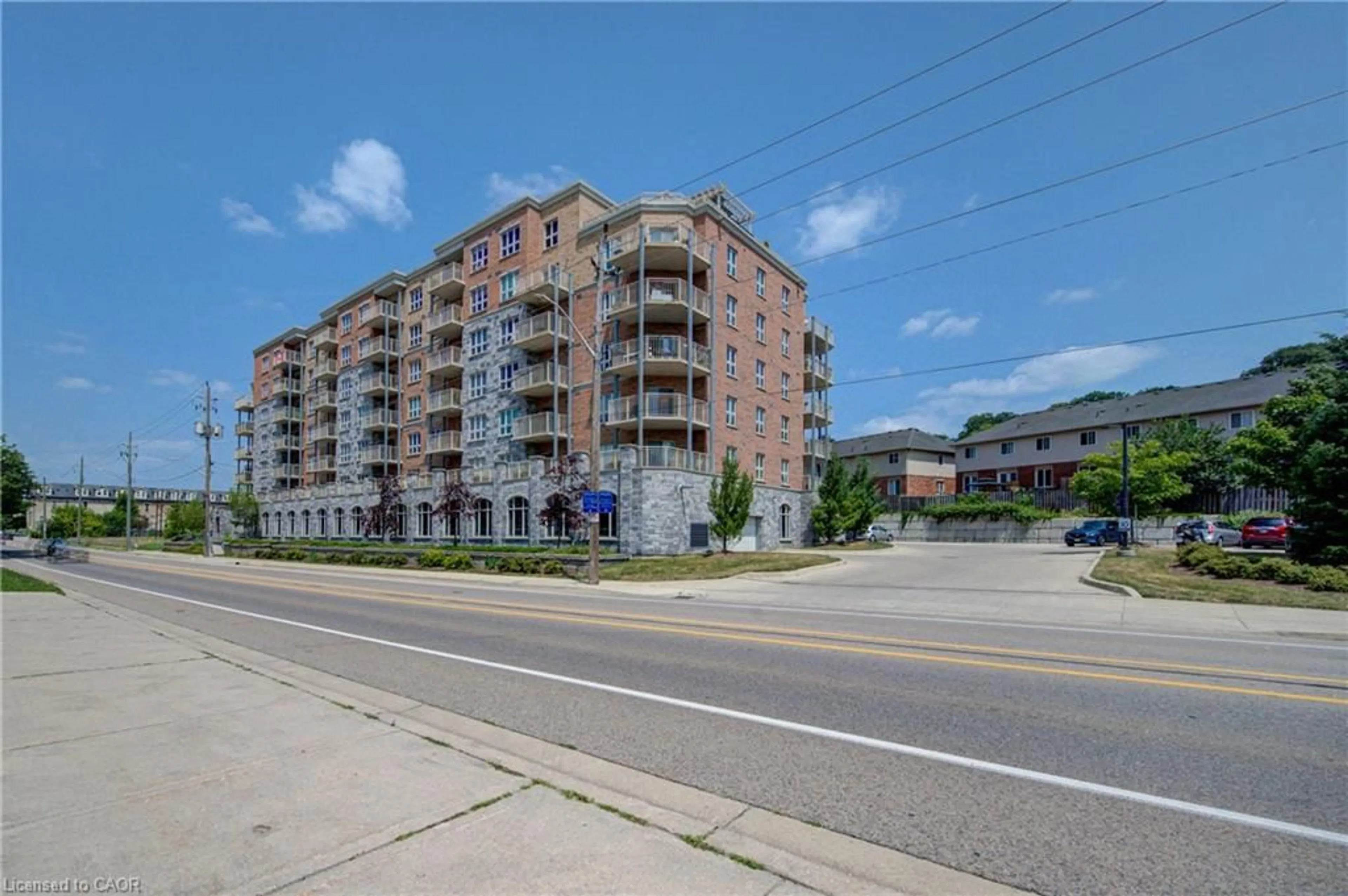 Blurry image for 155 Water St #307, Cambridge Ontario N1R 3E3