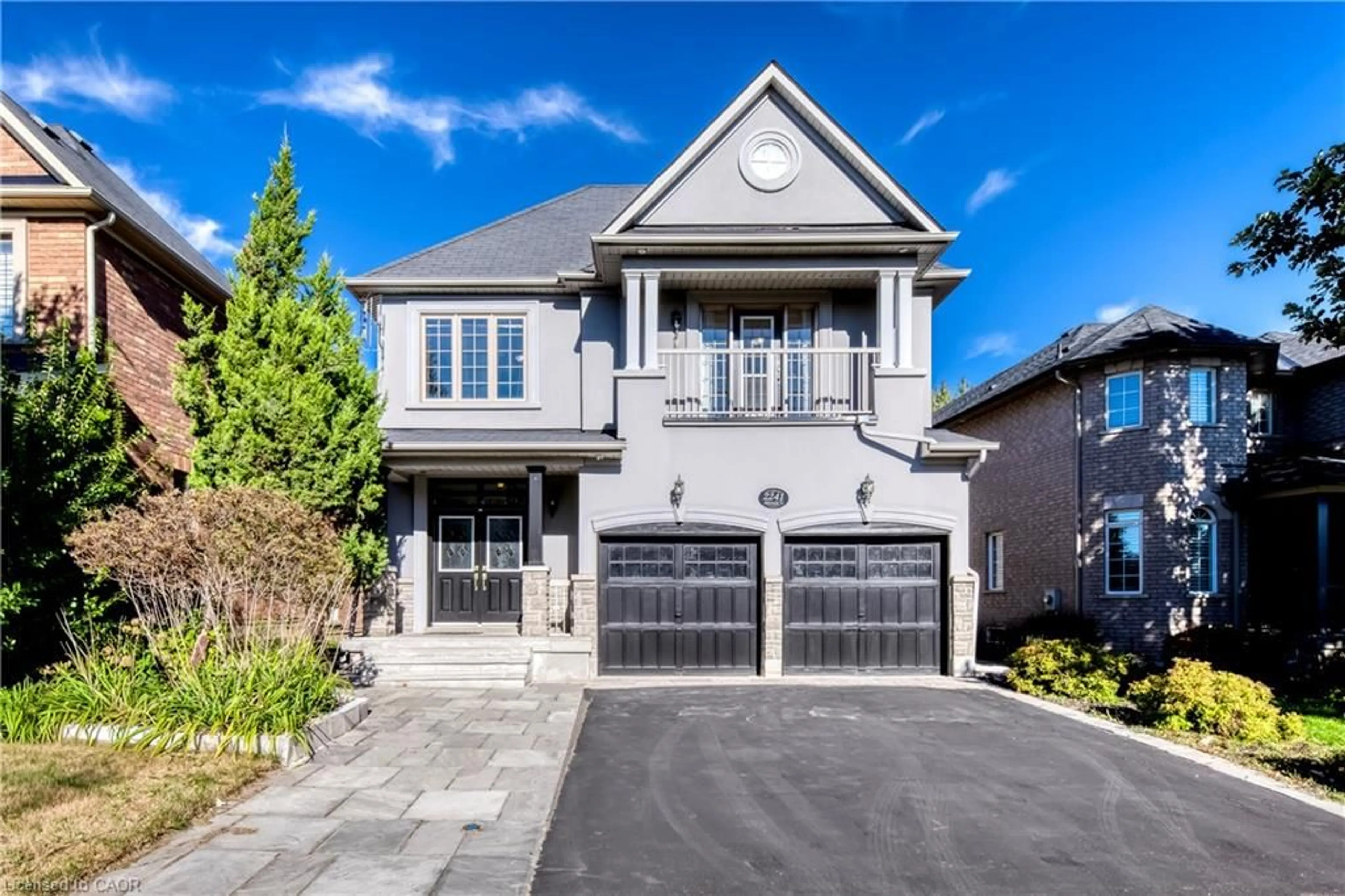 Home with brick exterior material, street for 2241 Adirondak Trail, Oakville Ontario L6M 4W4