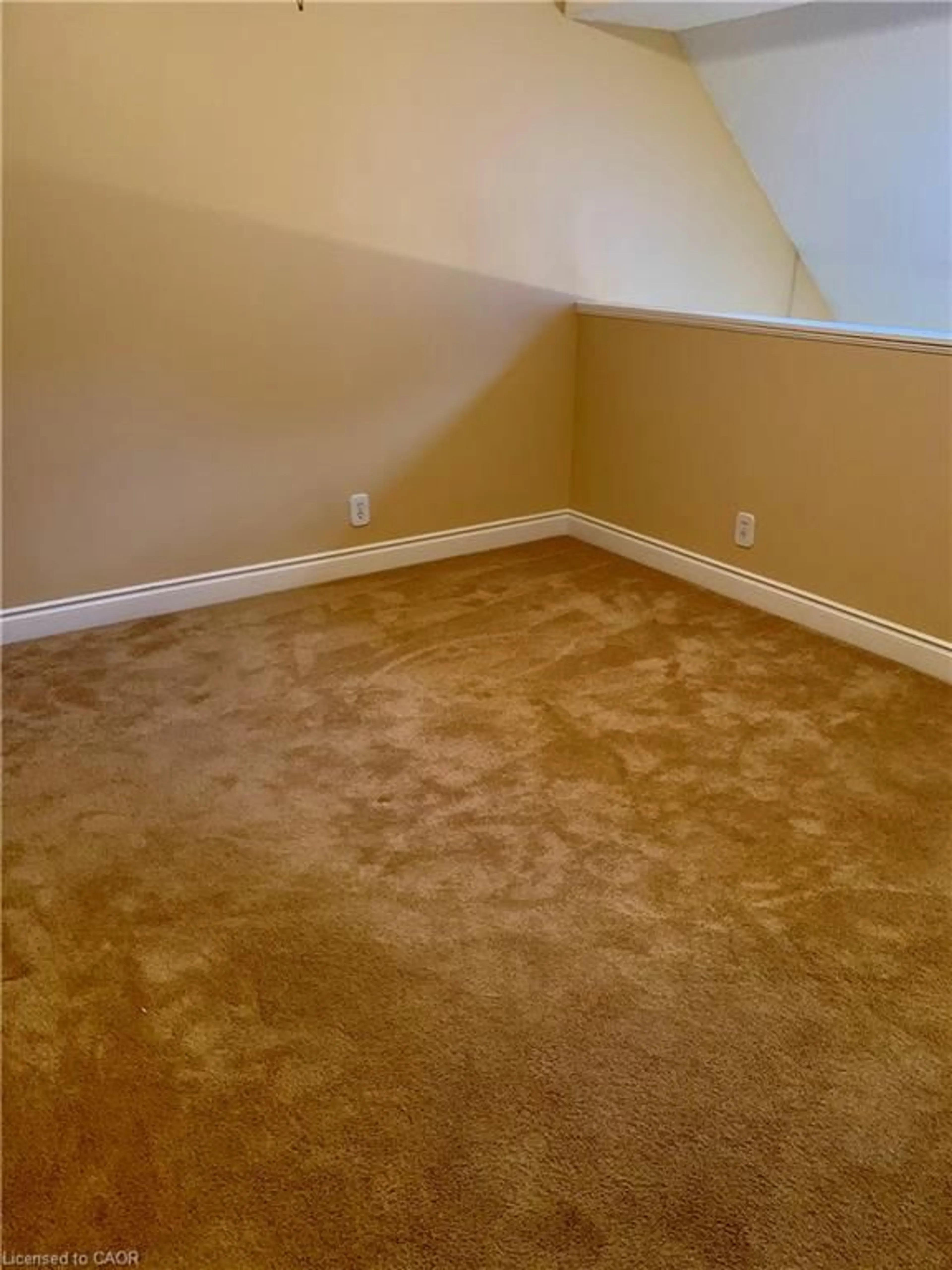 A pic of a room for 41 Valleyview Rd #13, Kitchener Ontario N2E 3H9