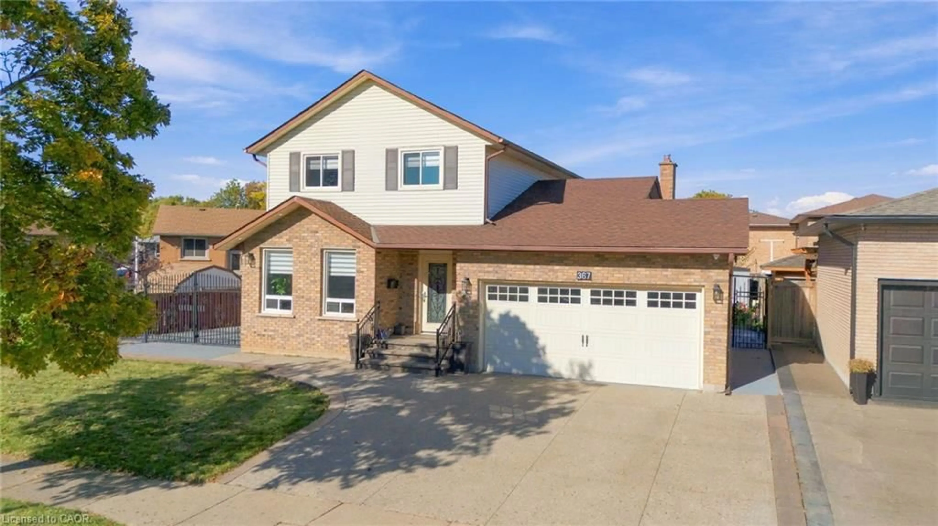 Home with brick exterior material, street for 367 Hemlock Ave, Stoney Creek Ontario L8E 2C9