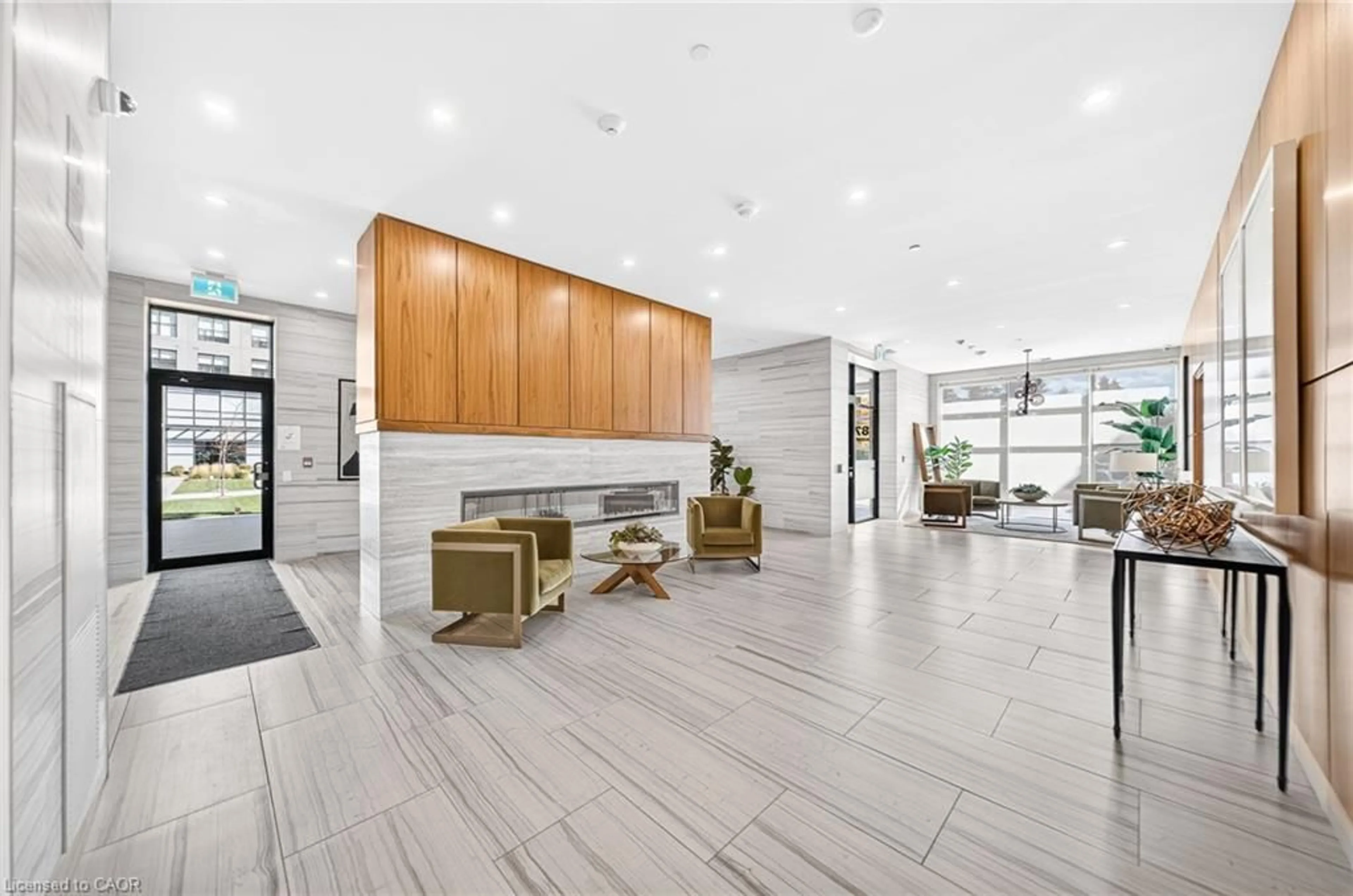 Lobby for 1878 Gordon St #703, Guelph Ontario N1L 1L8