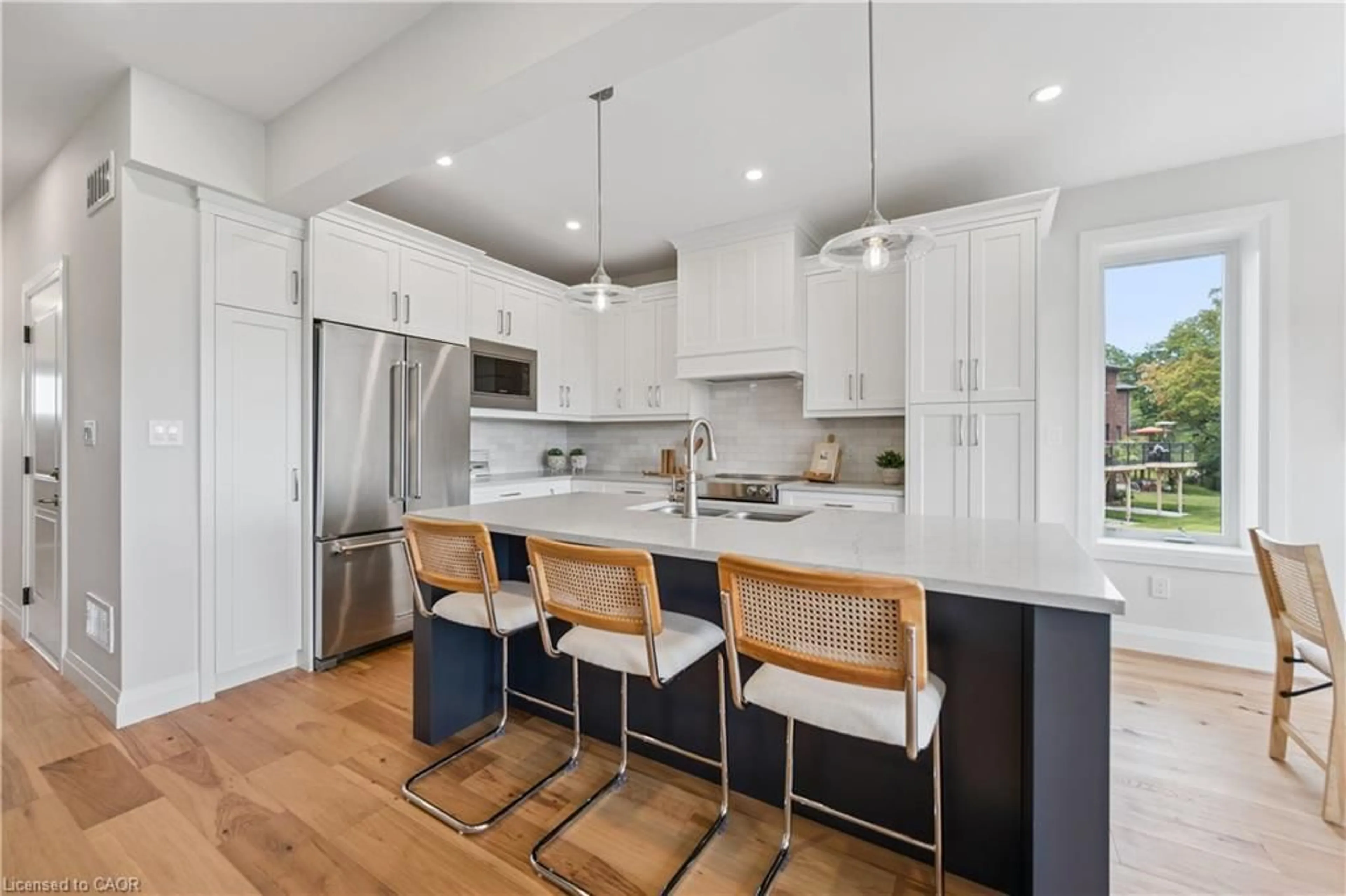 Open concept kitchen, unknown for 48 Walker Rd, Ingersoll Ontario N5C 4H3