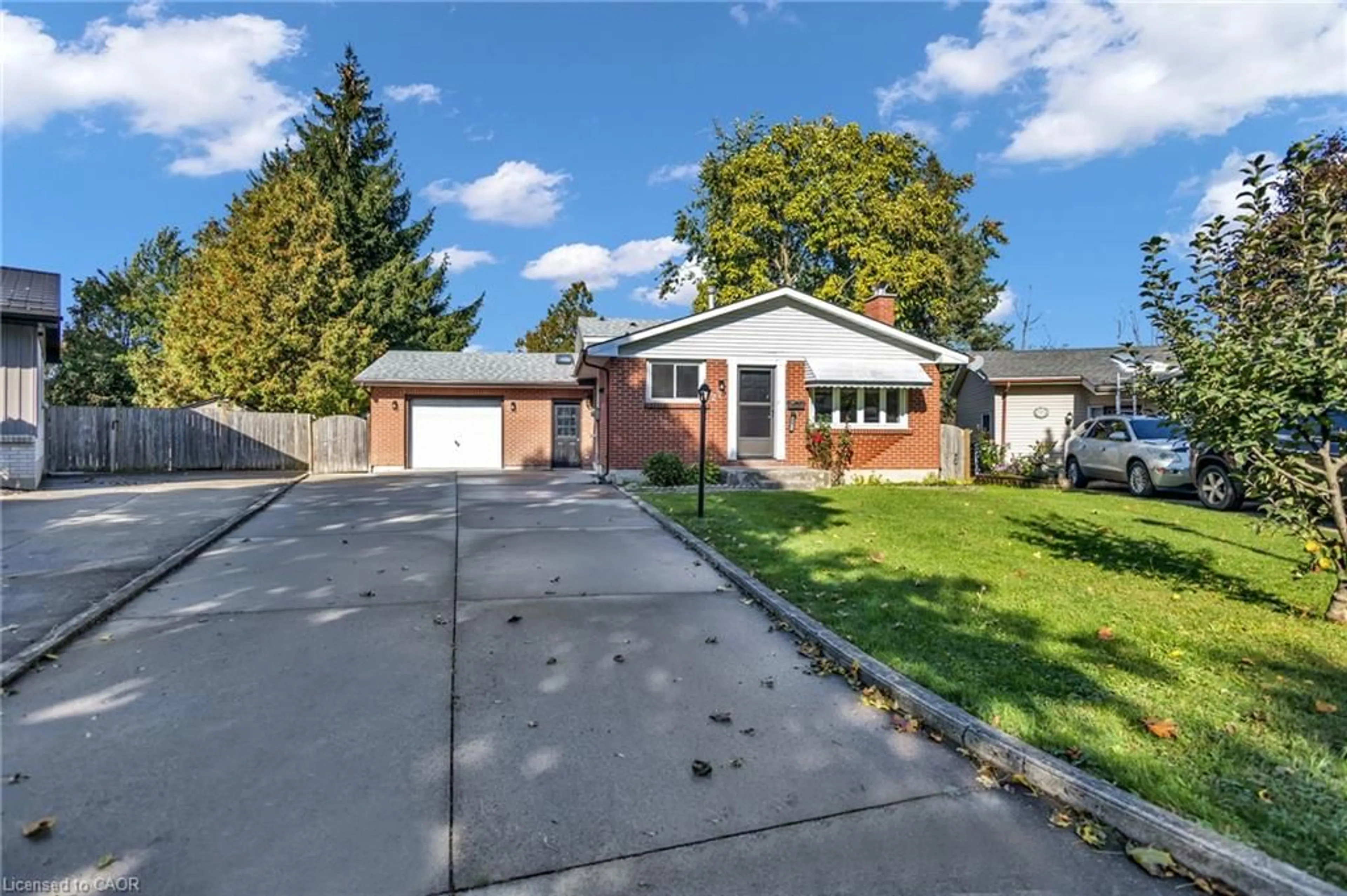 Home with brick exterior material, street for 27 Toulon Cres, London Ontario N5V 1J4