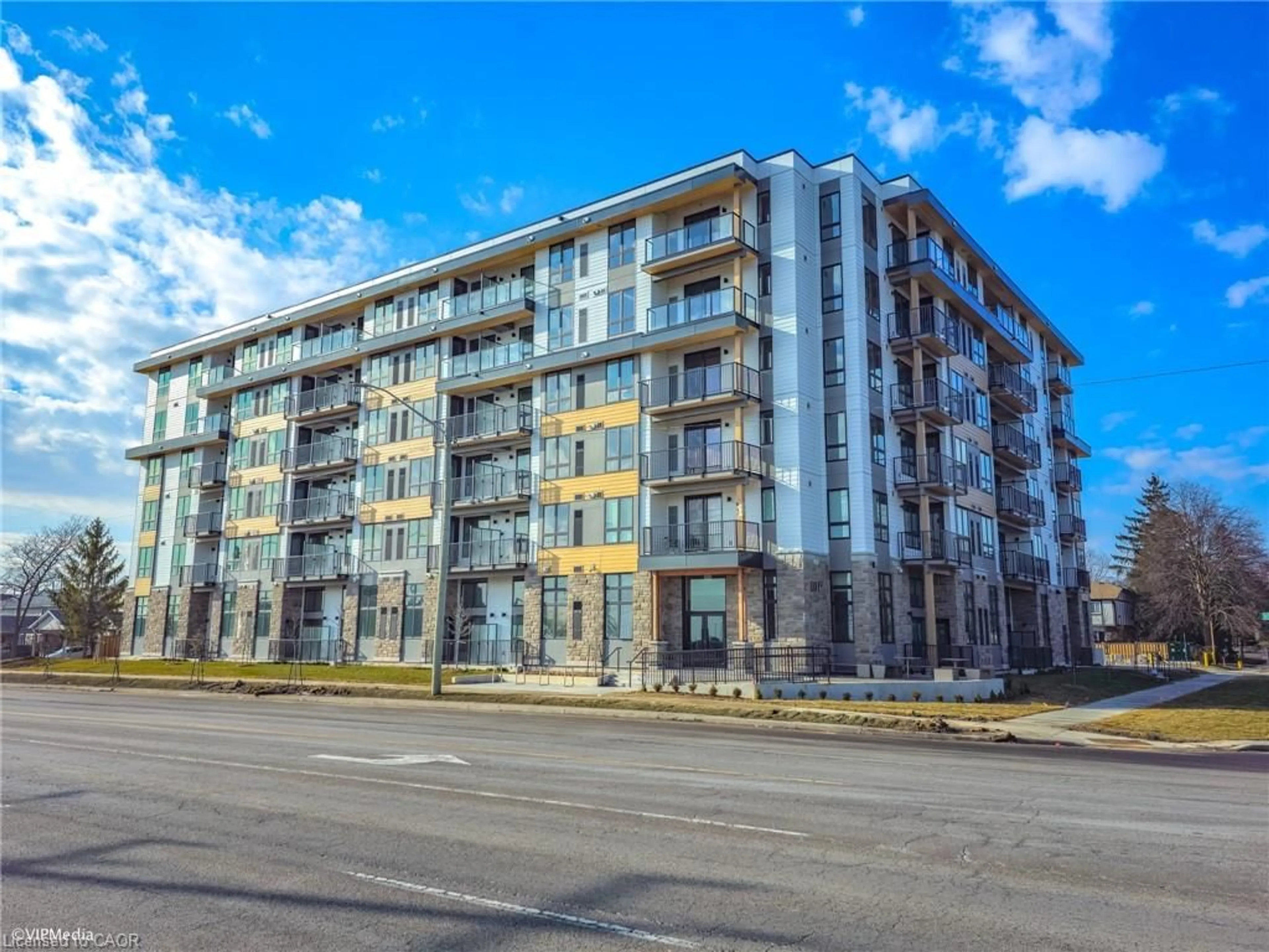 Unknown for 101 Golden Eagle Rd #604, Waterloo Ontario N2V 1C3
