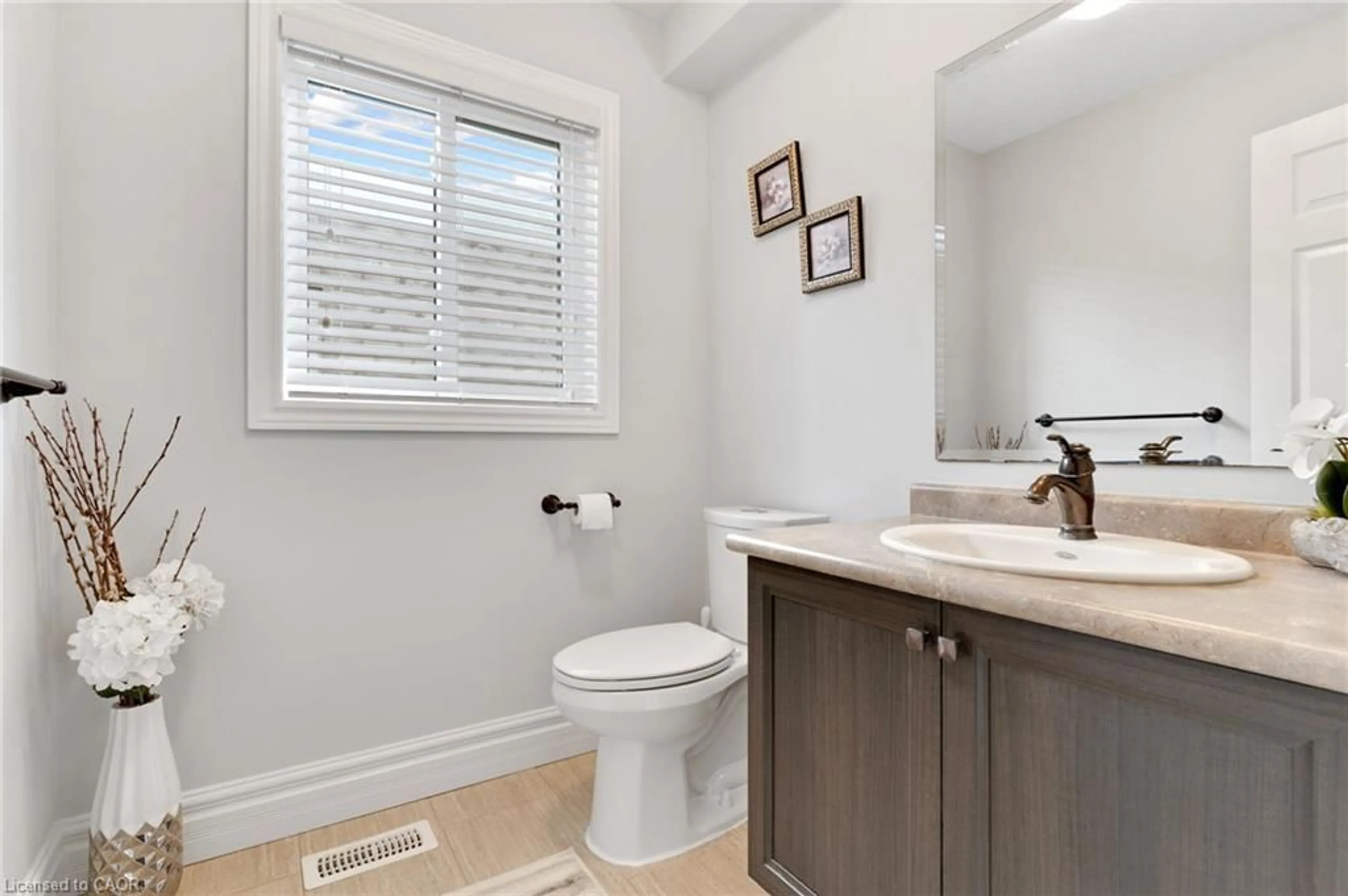 Standard bathroom, ceramic/tile floor for 343 Steepleridge St, Kitchener Ontario N2P 2X4