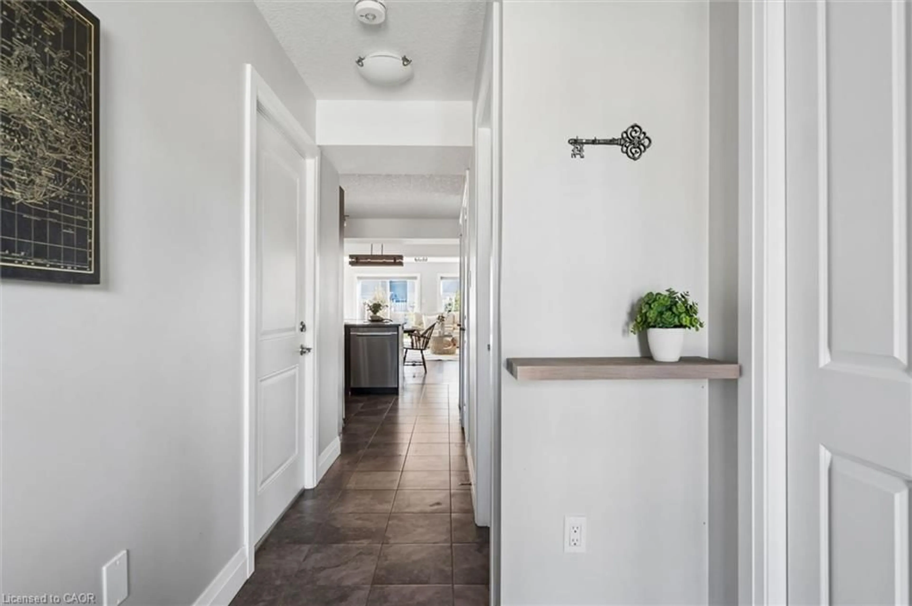 Indoor entryway for 63 York St, Elora Ontario N0B 1S0