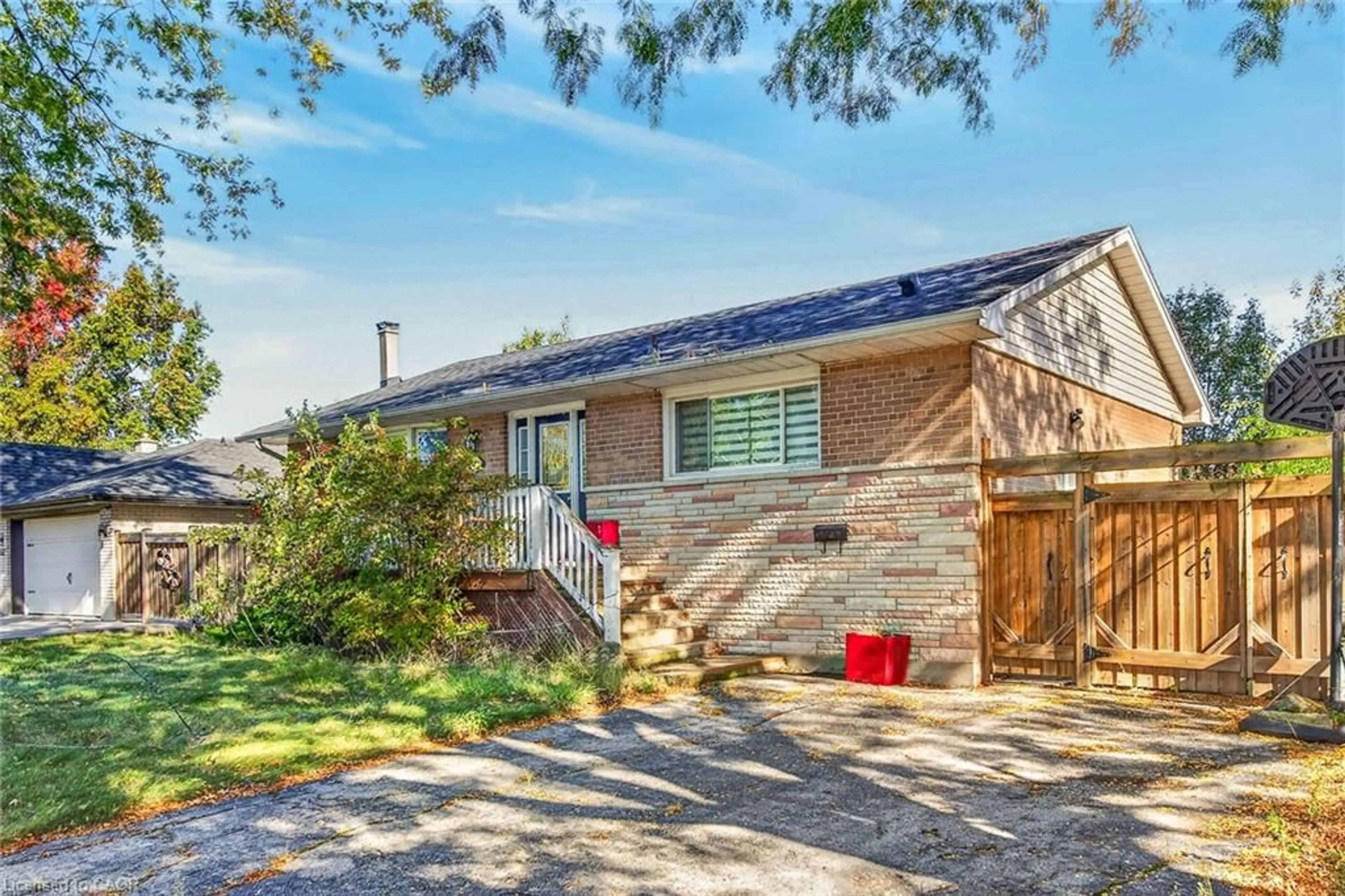 Home with brick exterior material, street for 363 Duncombe Dr, Burlington Ontario L7L 4M2
