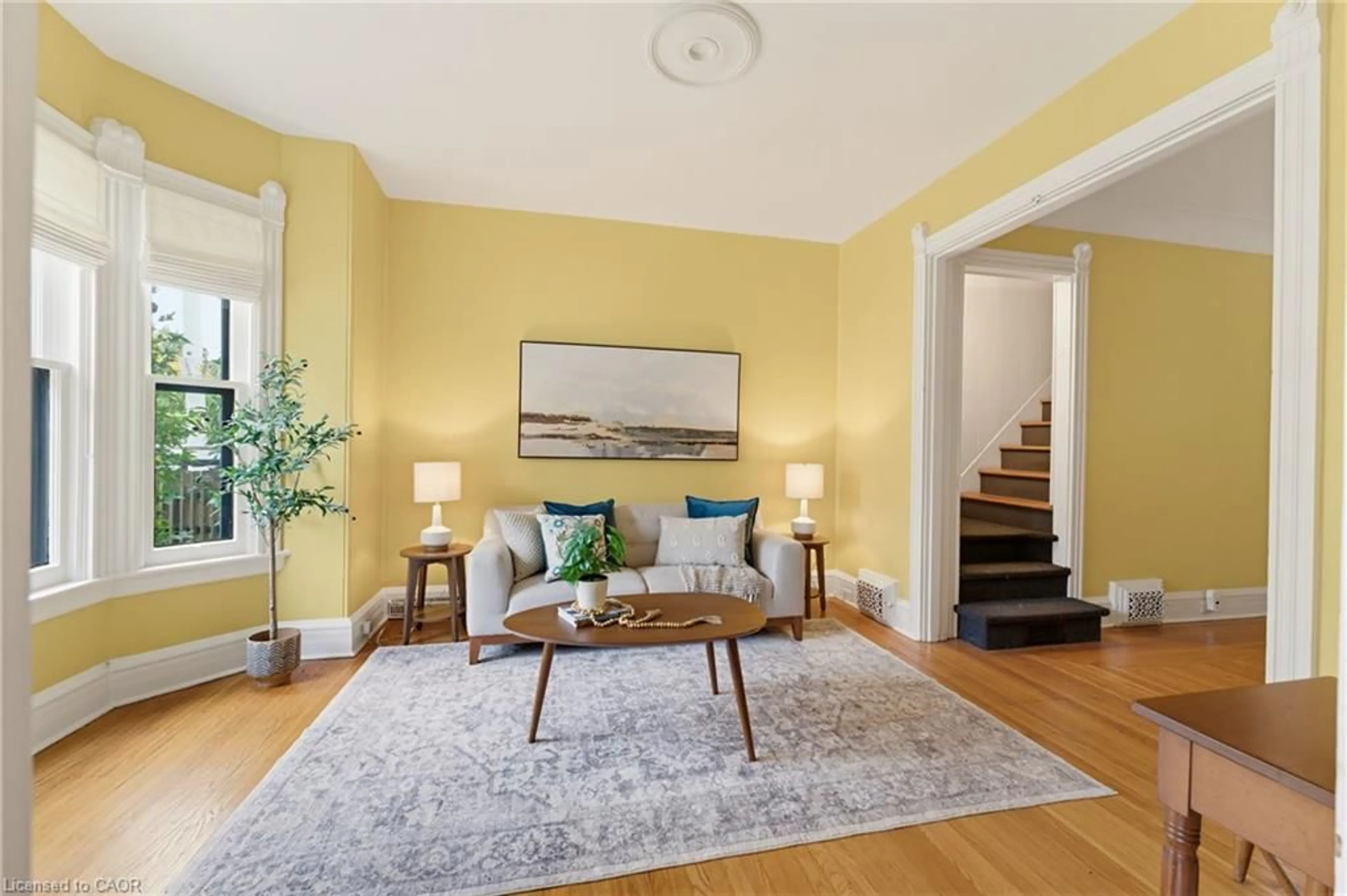 Living room with furniture, unknown for 16 Alexander St, Hamilton Ontario L8P 2A9