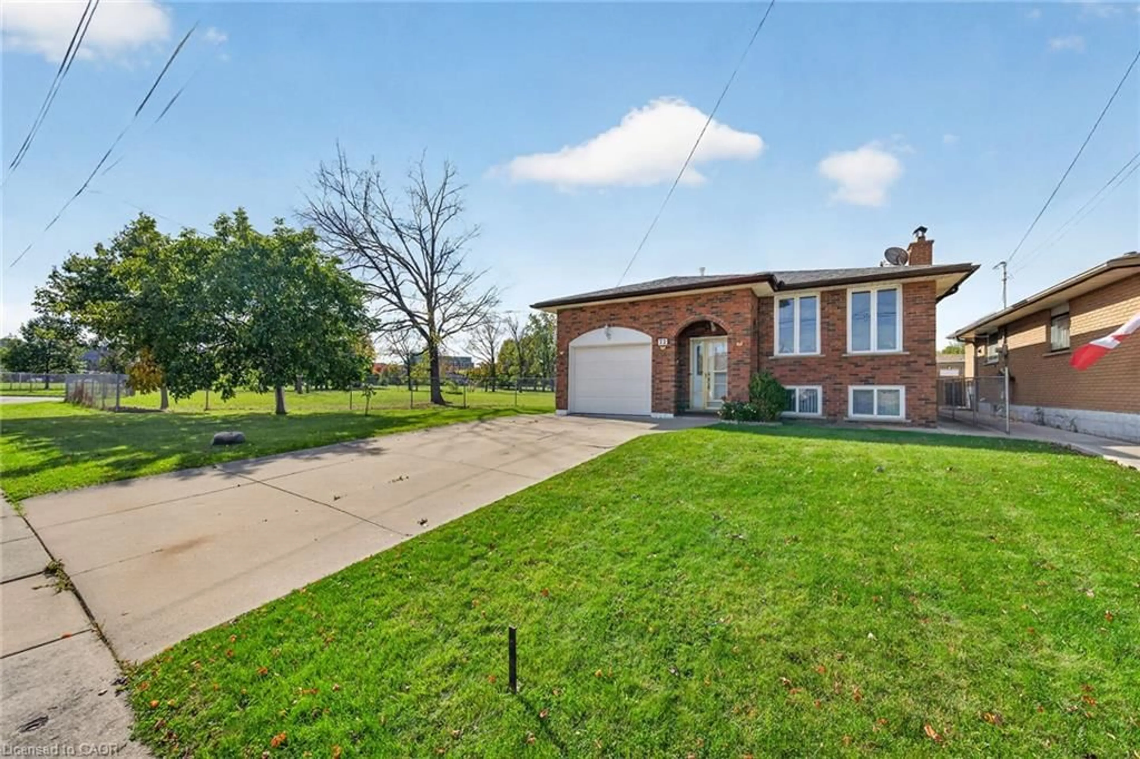 A pic from outside/outdoor area/front of a property/back of a property/a pic from drone, street for 72 Teresa St, Hamilton Ontario L8G 3Z9