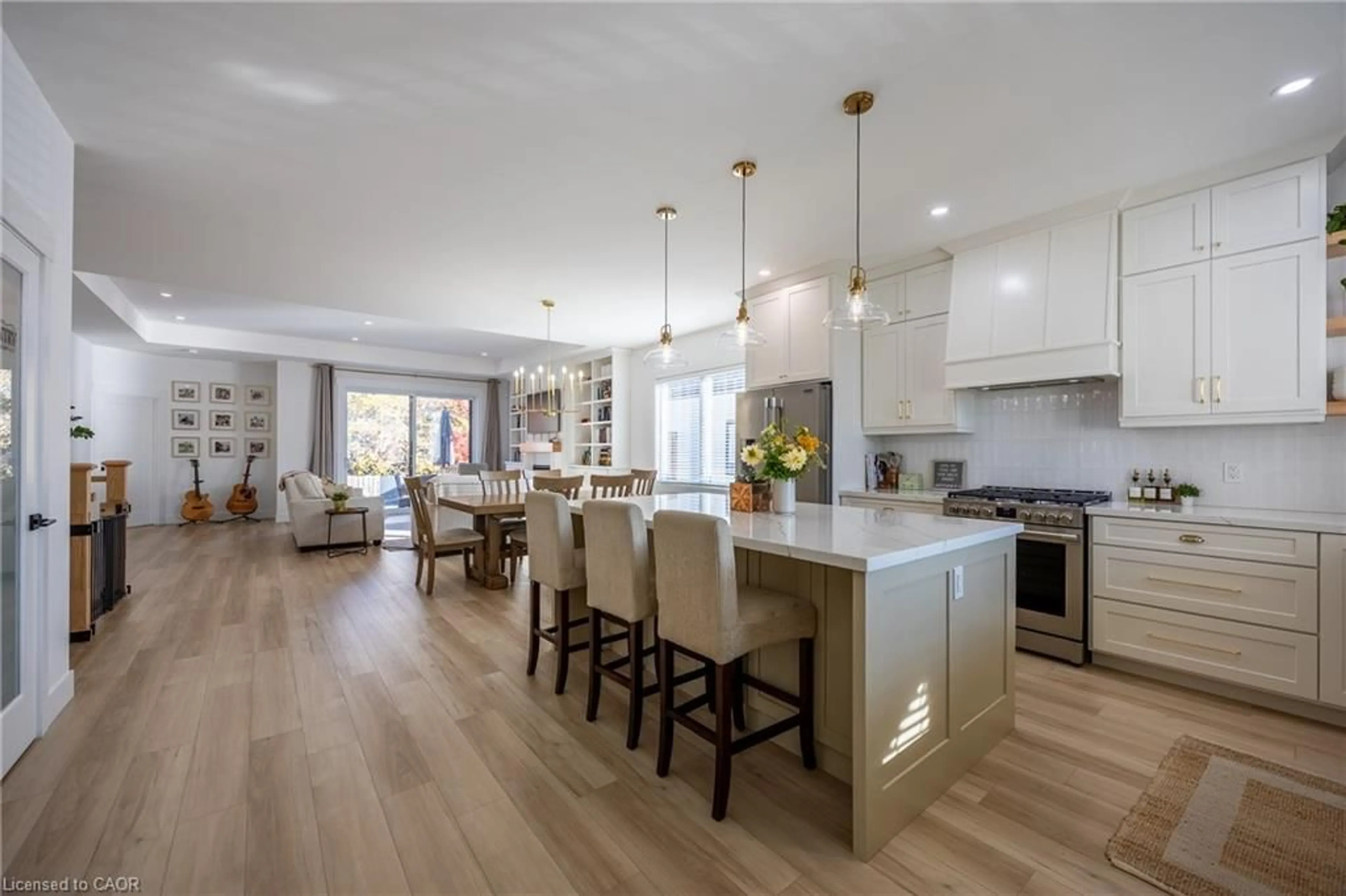 Open concept kitchen, wood/laminate floor for 5 Macneil Crt, Port Burwell Ontario N0J 1T0