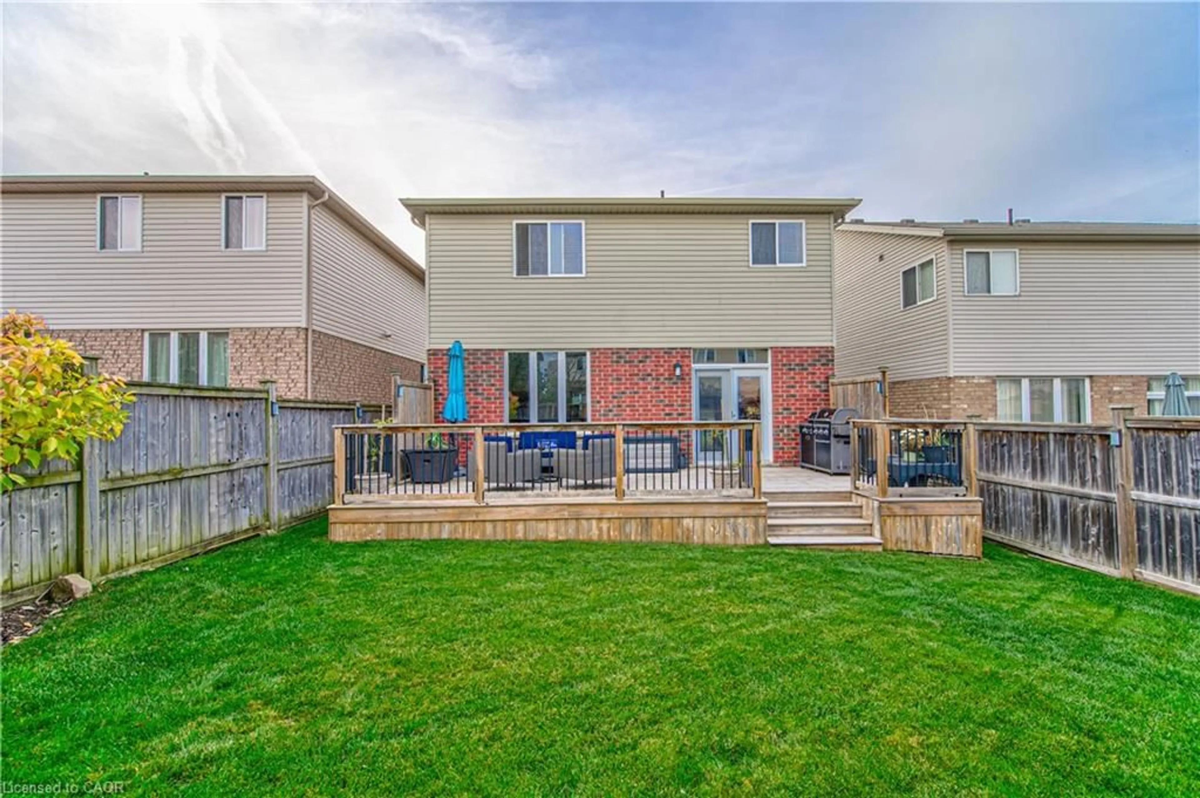 Patio, unknown for 87 Isaiah Dr, Kitchener Ontario N2E 0B2