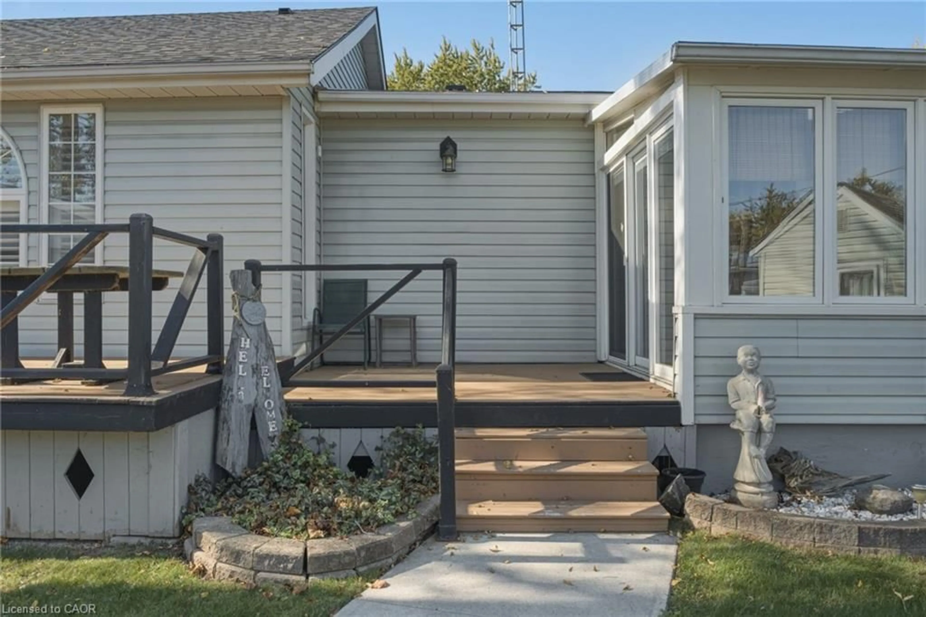 Unknown for 1022 Lakeshore Rd, Selkirk Ontario N0A 1P0