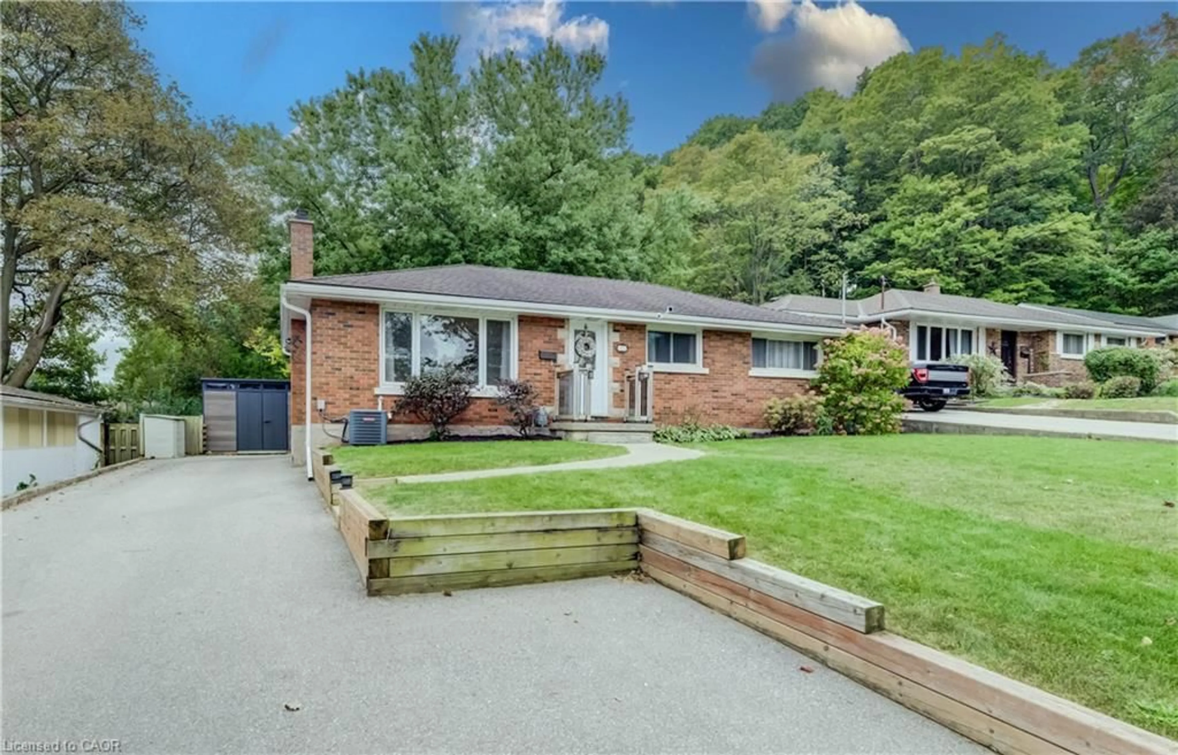 Home with brick exterior material, street for 25 Culham Dr, Cambridge Ontario N1S 2G7