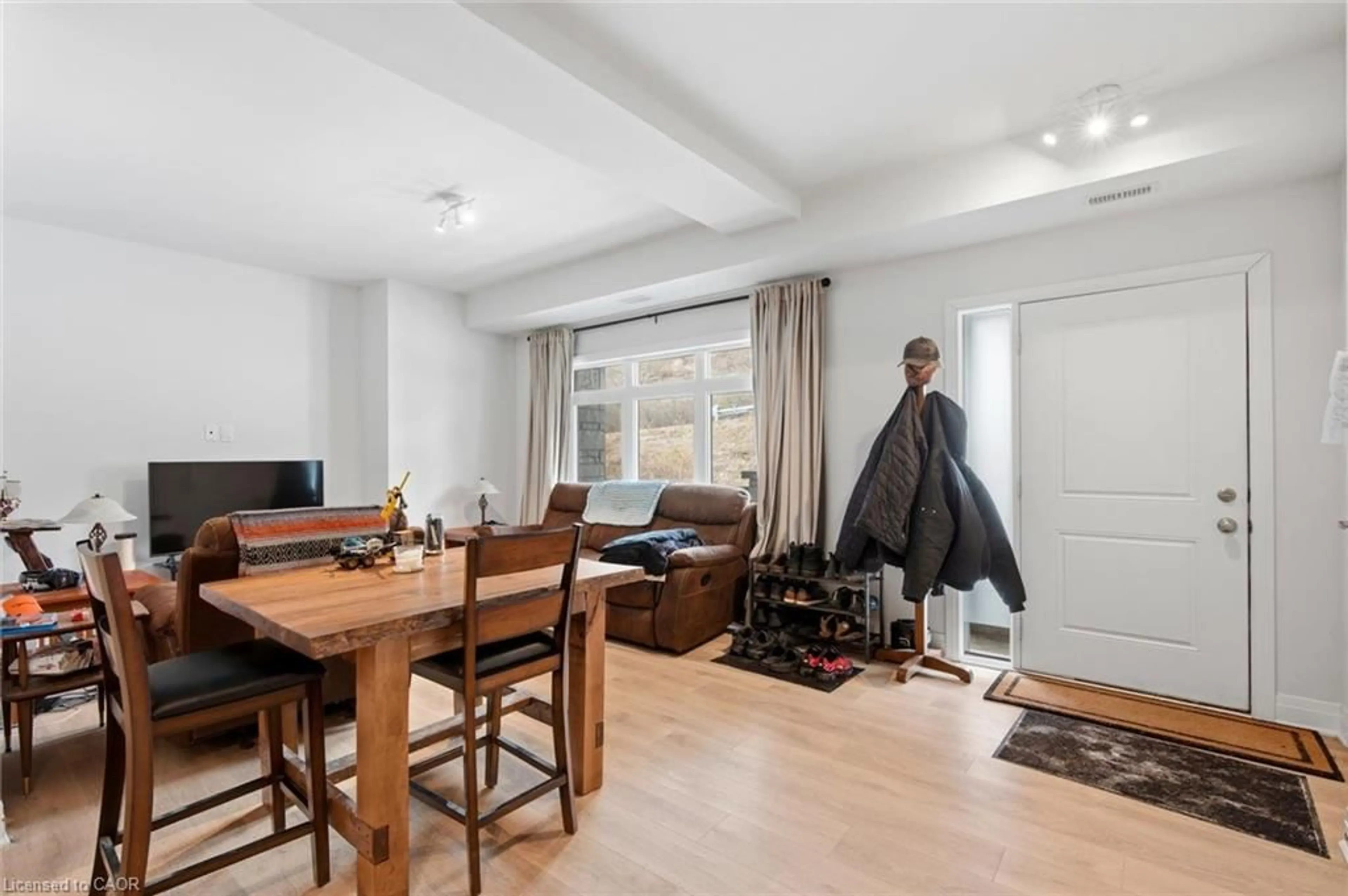 Unknown for 2 Willow St #71, Paris Ontario N3L 0K7
