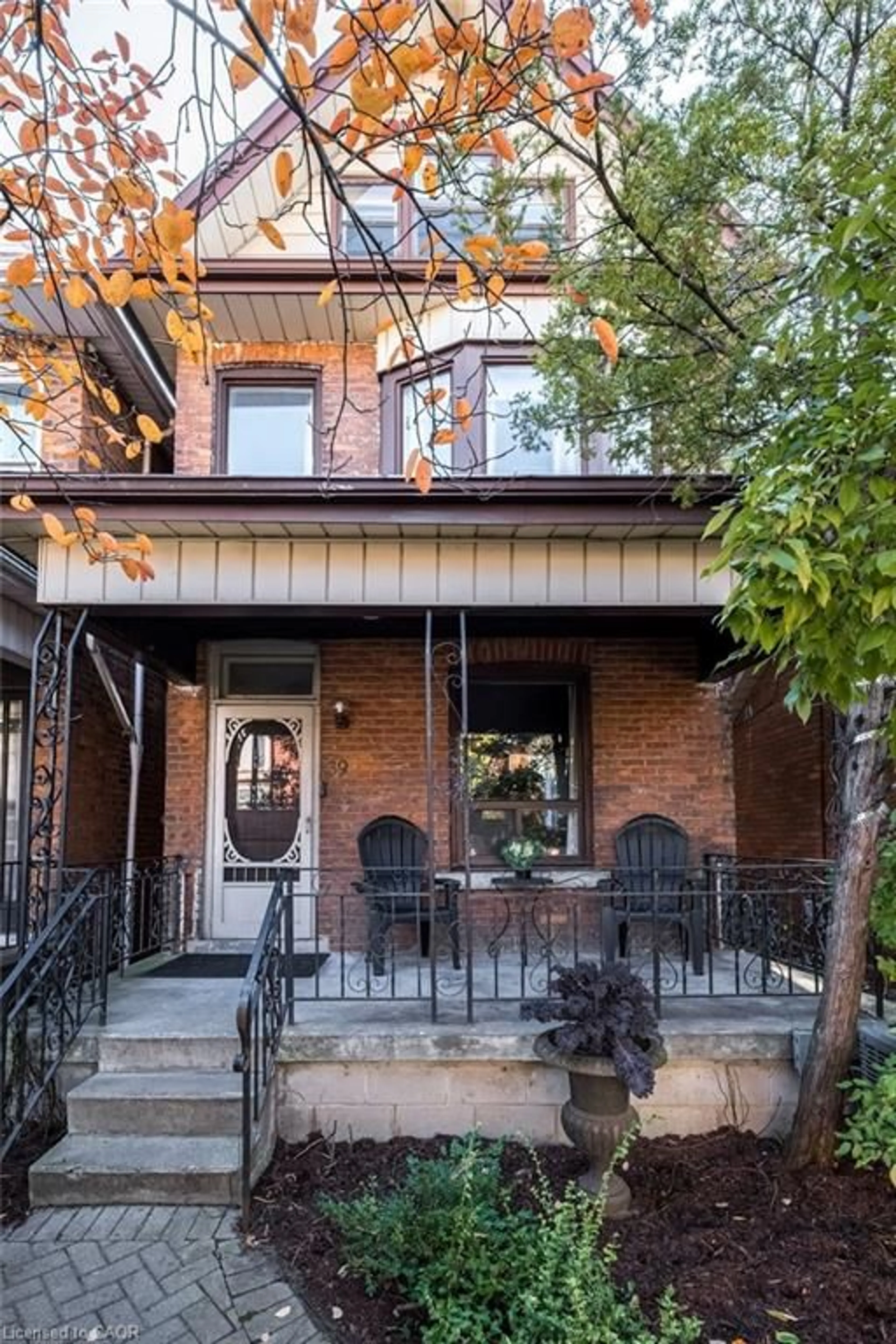 Home with brick exterior material, street for 39 Head St, Hamilton Ontario L8R 1P8