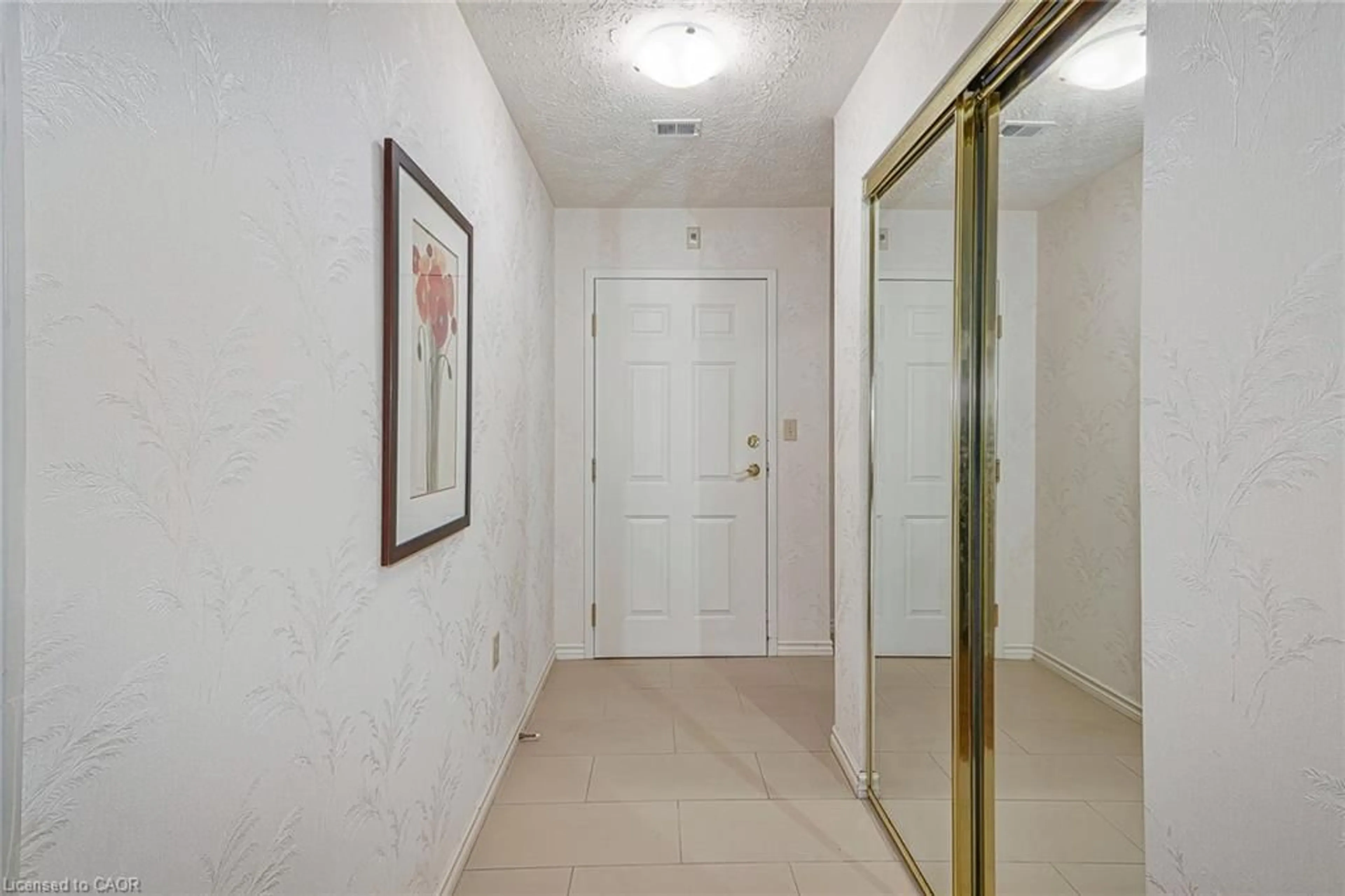 Unknown for 2555 3rd Ave, Owen Sound Ontario N4K 6T8