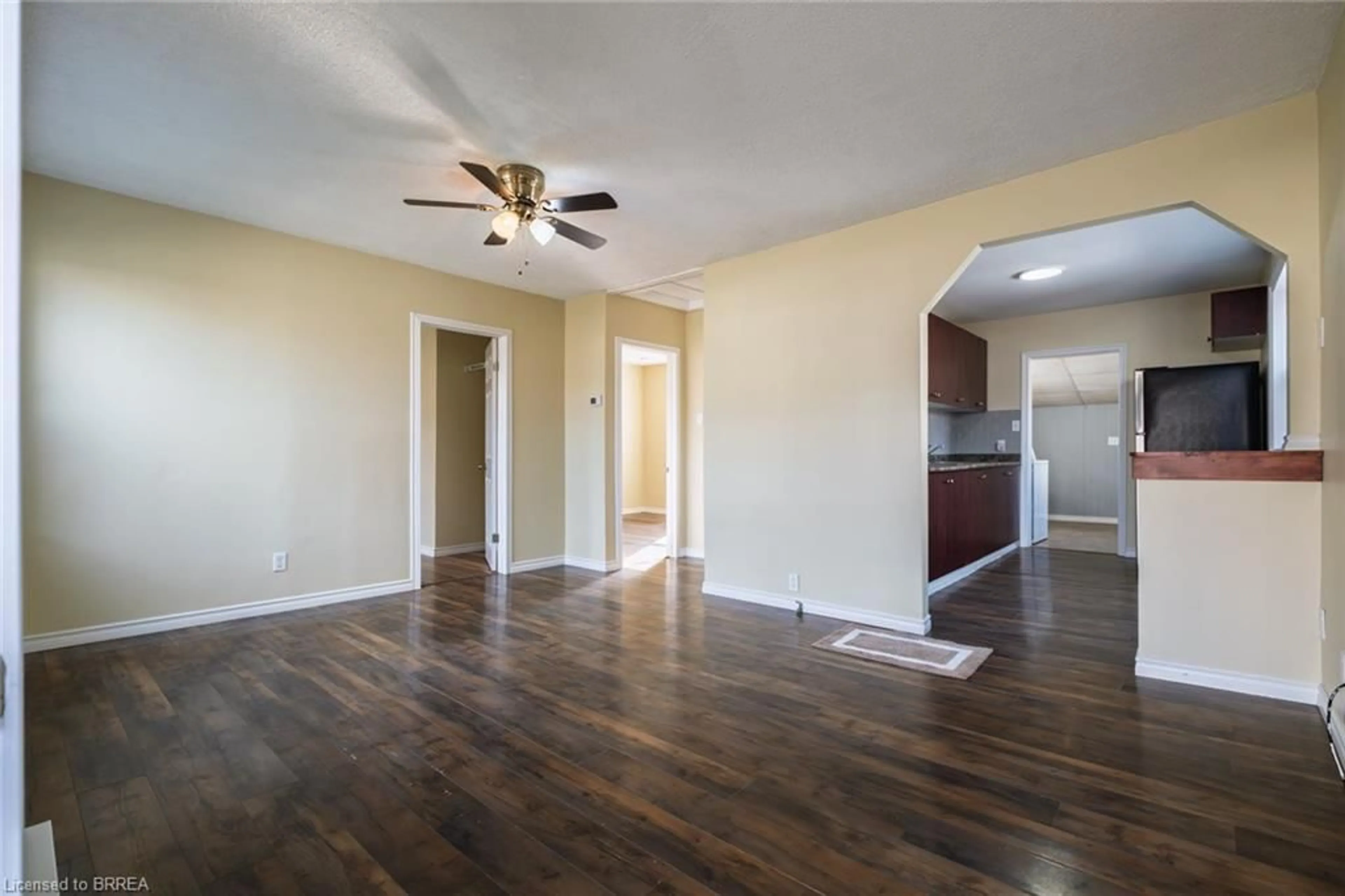 A pic of a room for 66 Gladstone Ave, Brantford Ontario N3S 1P1