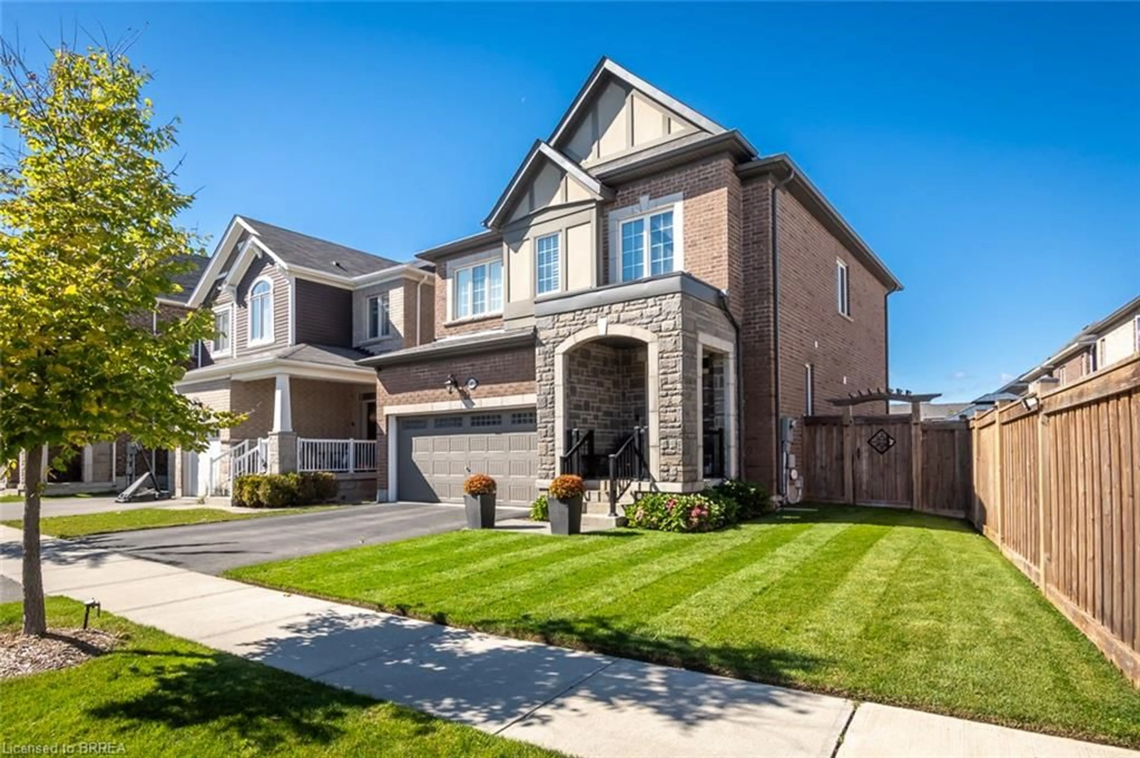 Home with brick exterior material, street for 501 Juneberry Crt, Milton Ontario L9E 1M7