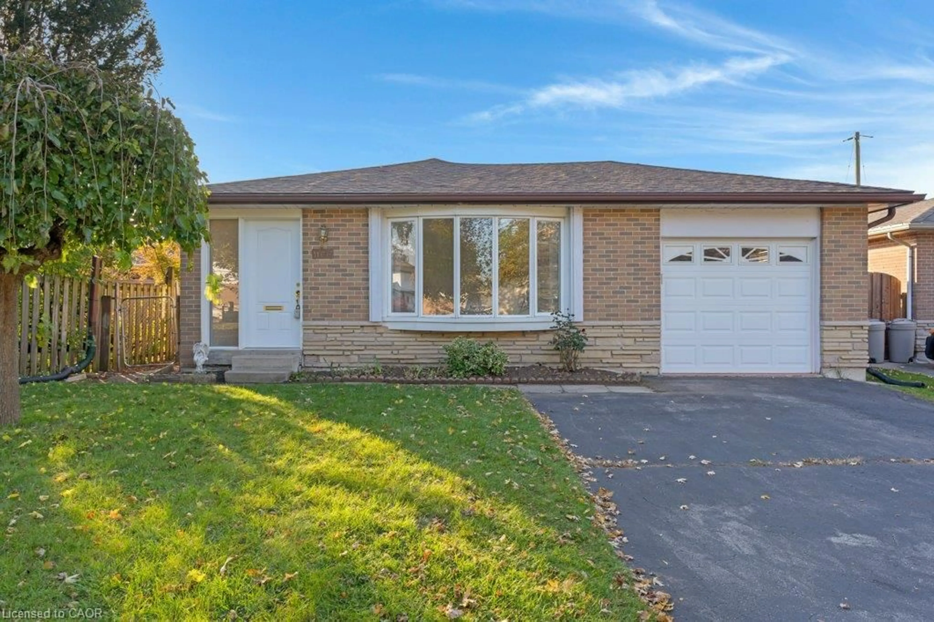 Home with brick exterior material, street for 1166 Kathlene Crt, Cambridge Ontario N3H 4P2