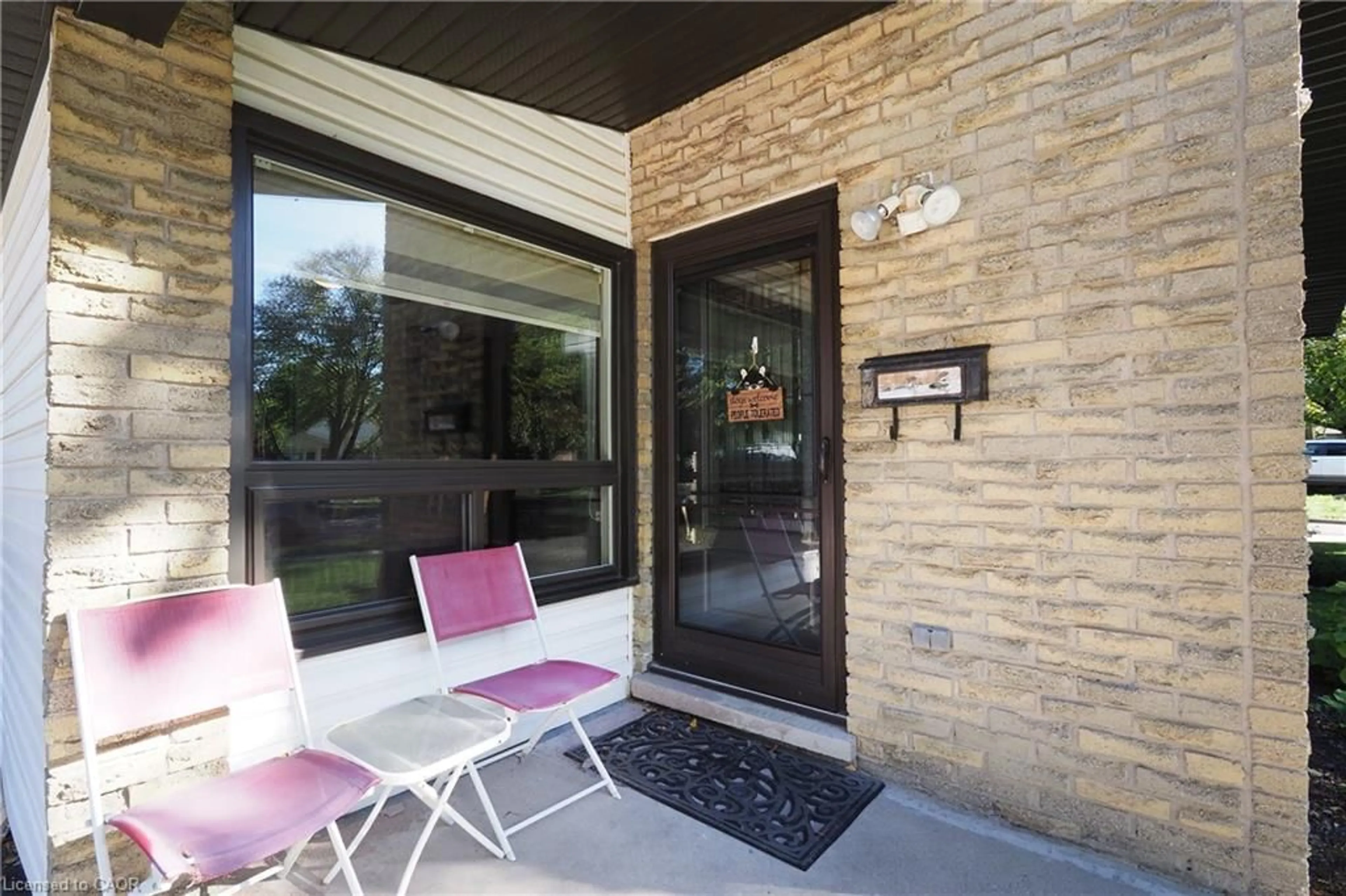 Unknown for 79 The Greenway, Cambridge Ontario N1R 6L6