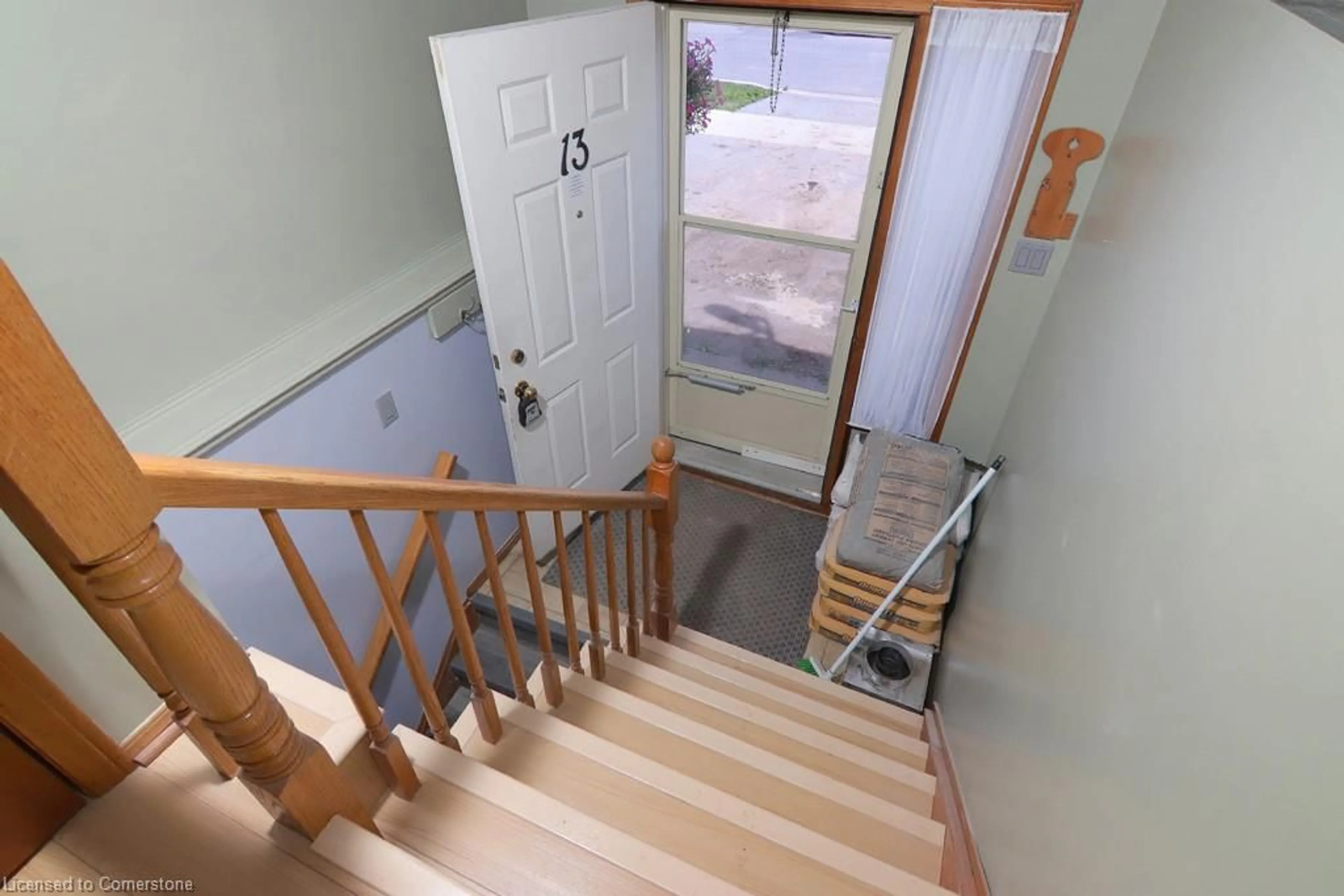 Stairs for 13 Cumming St, St. Catharines Ontario L2S 1H6