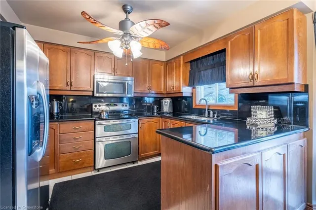 Additional property image - 9 Sugarberry Crt