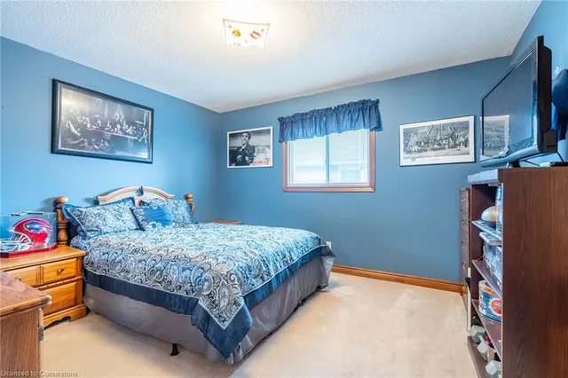Additional property image - 9 Sugarberry Crt