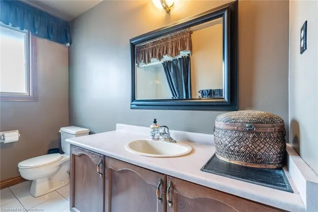 Additional property image - 9 Sugarberry Crt