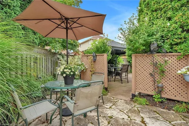 Additional property image - 9 Sugarberry Crt