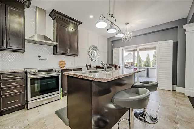 Additional property image - 47 Whistler St