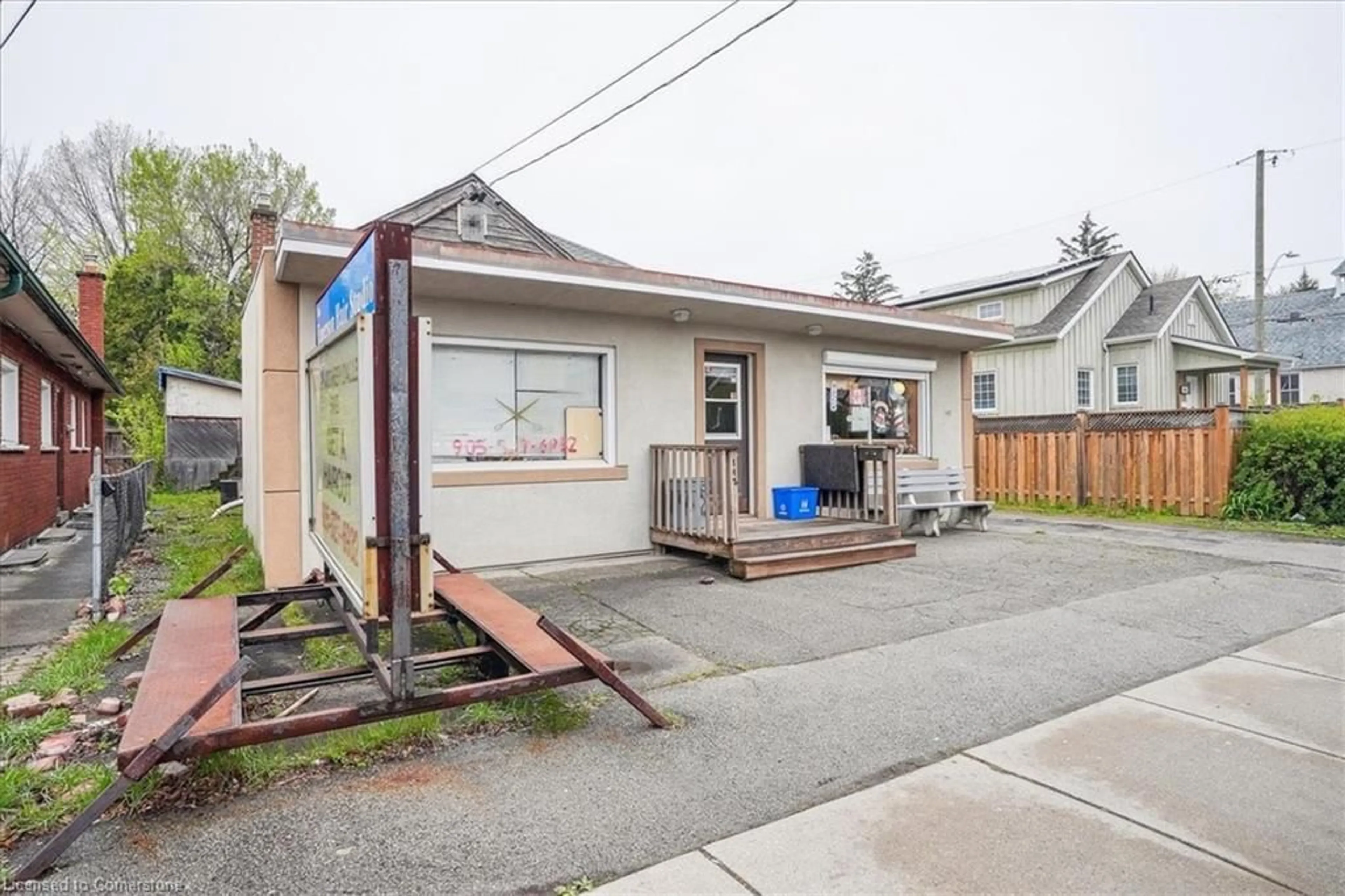 Frontside or backside of a home, the street view for 142 Emerson St, Hamilton Ontario L8S 2X9