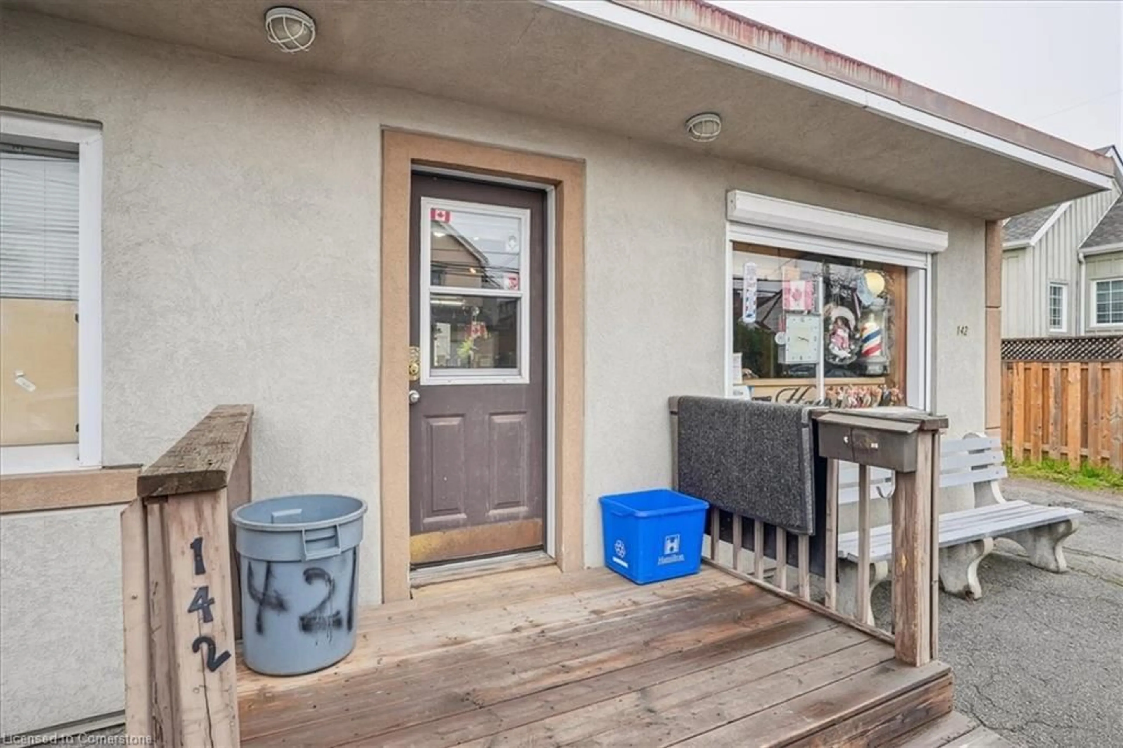 Indoor entryway, wood floors for 142 Emerson St, Hamilton Ontario L8S 2X9