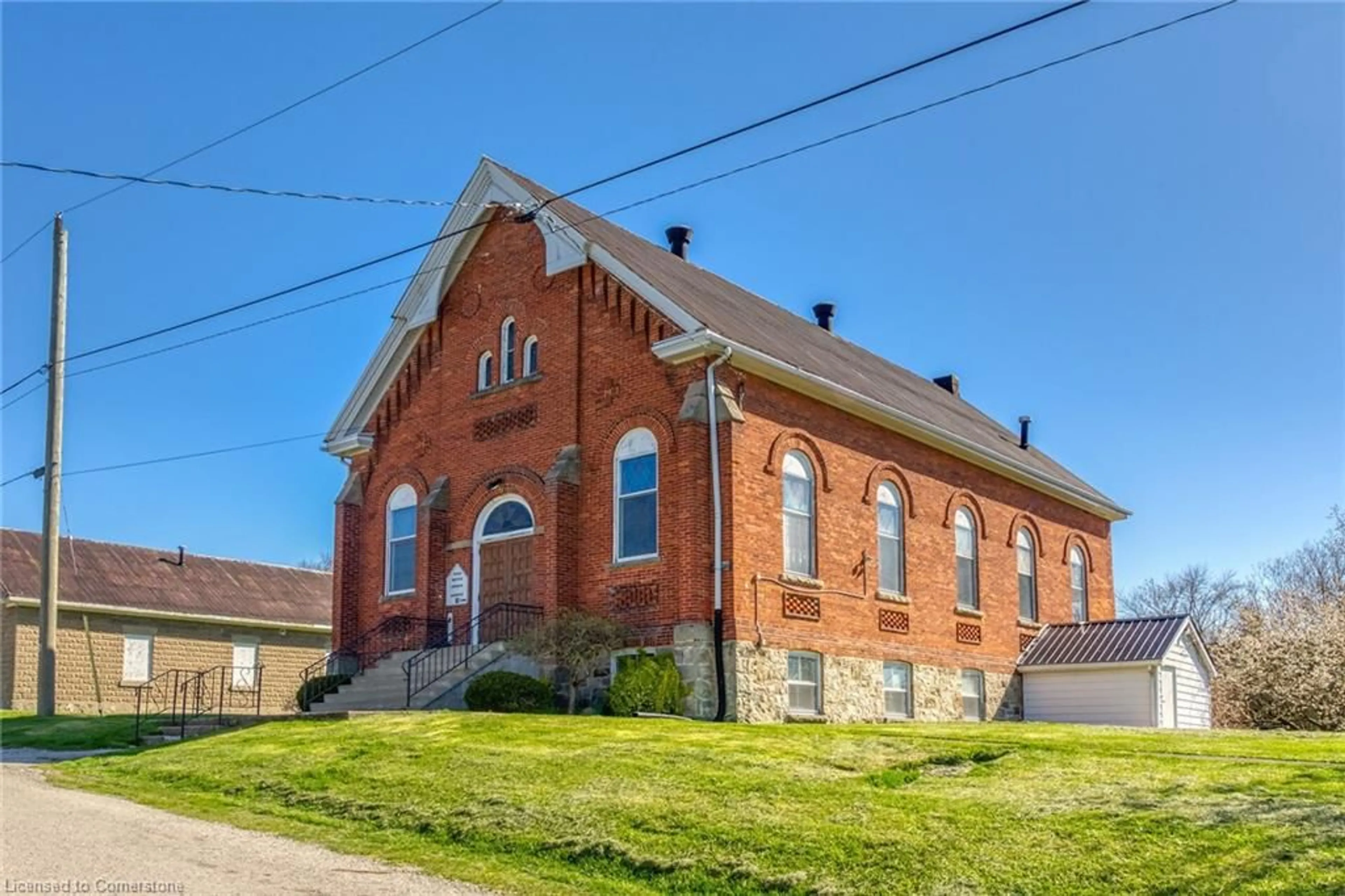 A pic from exterior of the house or condo, the front or back of building for 35 Merrit St, York Ontario N0A 1R0