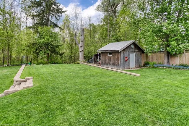 Additional property image - 1539 Brock Rd