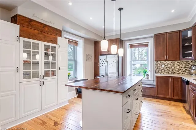 Additional property image - 1539 Brock Rd