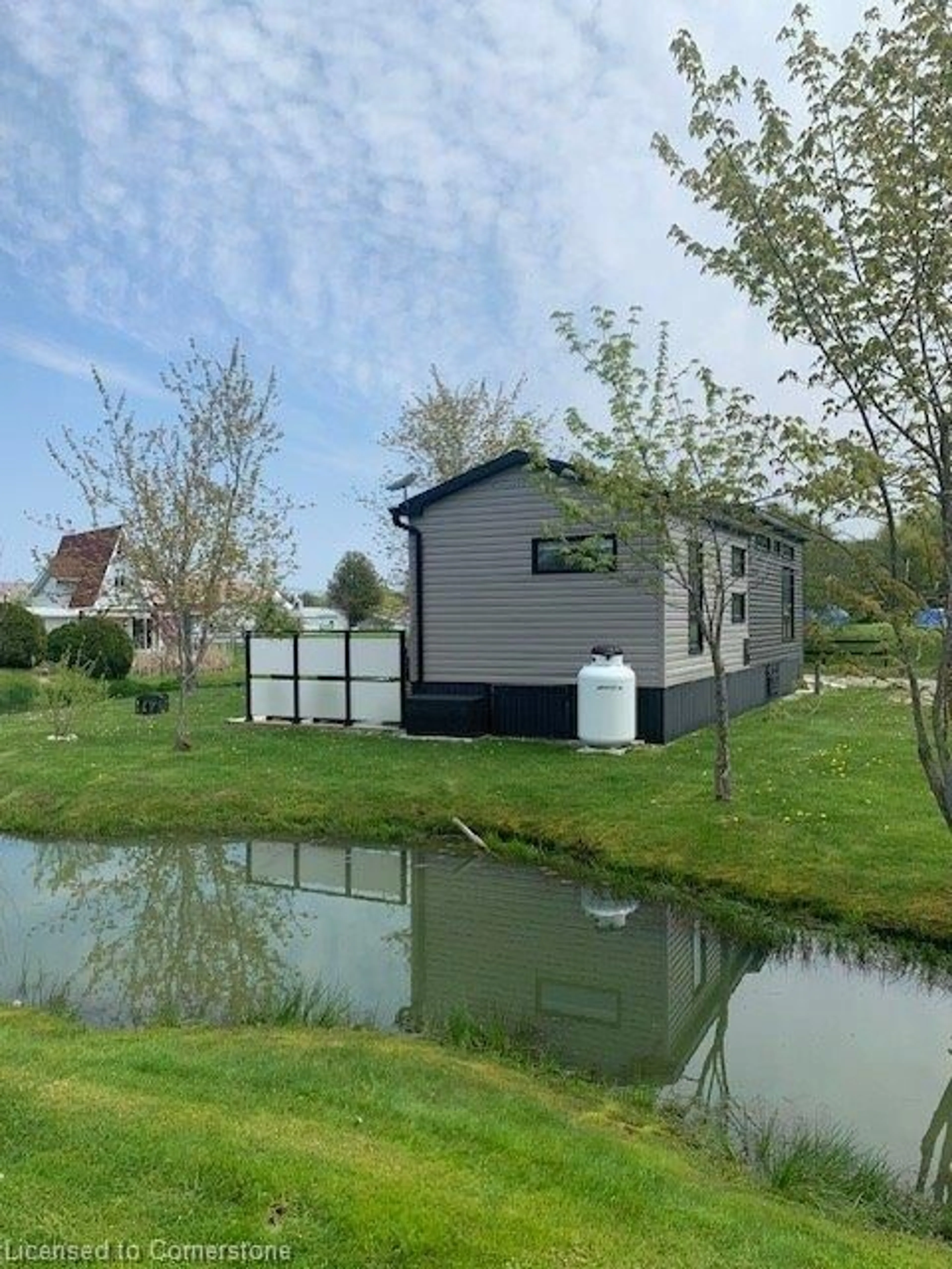 Shed for 3500 Lauderdale Pt Cres #31, Port Severn Ontario P0E 1N0