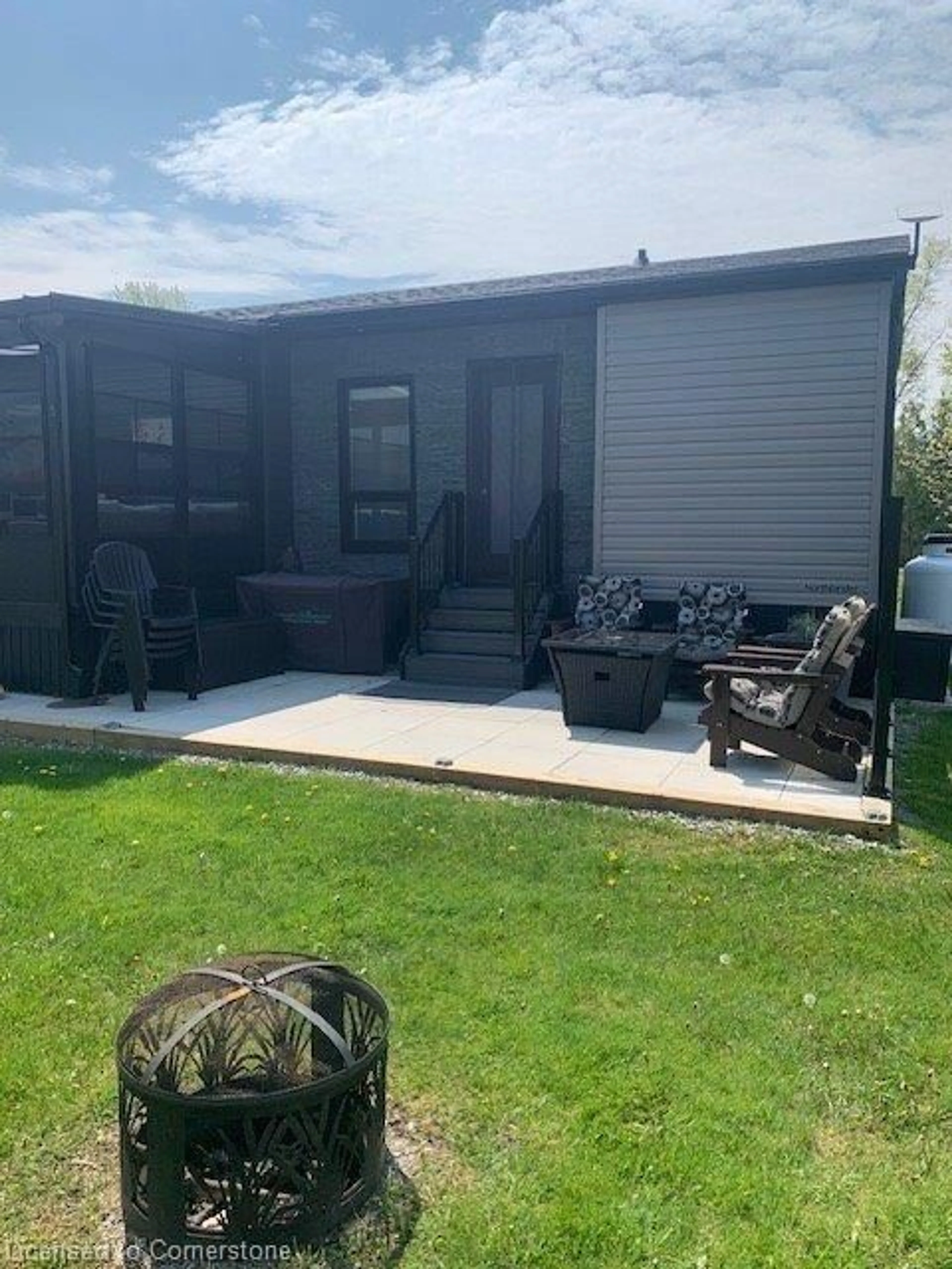 Shed for 3500 Lauderdale Pt Cres #31, Port Severn Ontario P0E 1N0