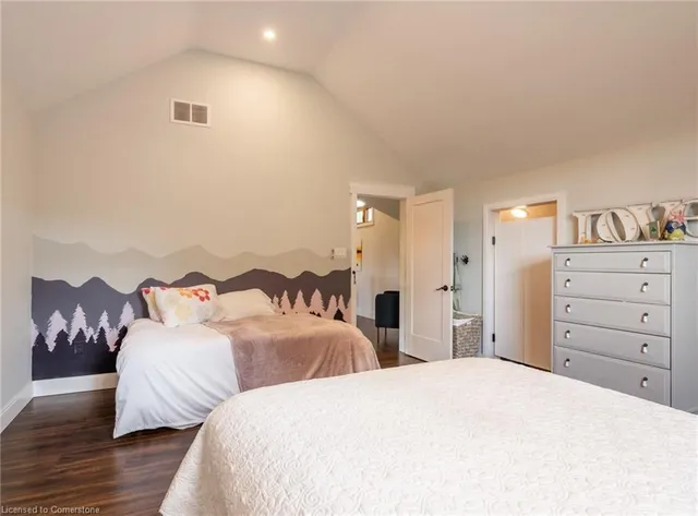 Additional property image - 5565 Guelph Line