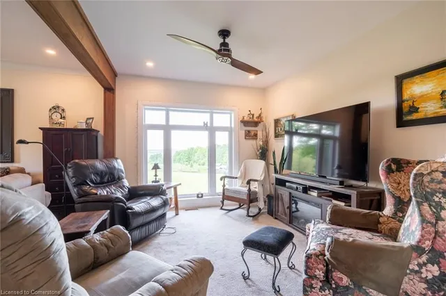 Additional property image - 5565 Guelph Line