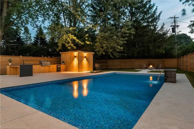 Additional property image - 298 Strathcona Dr