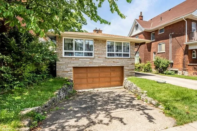 Additional property image - 16 Cottage Ave