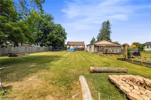 Additional property image - 2323 56 Hwy