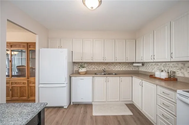 Additional property image - 301 Frances Ave Unit 1104