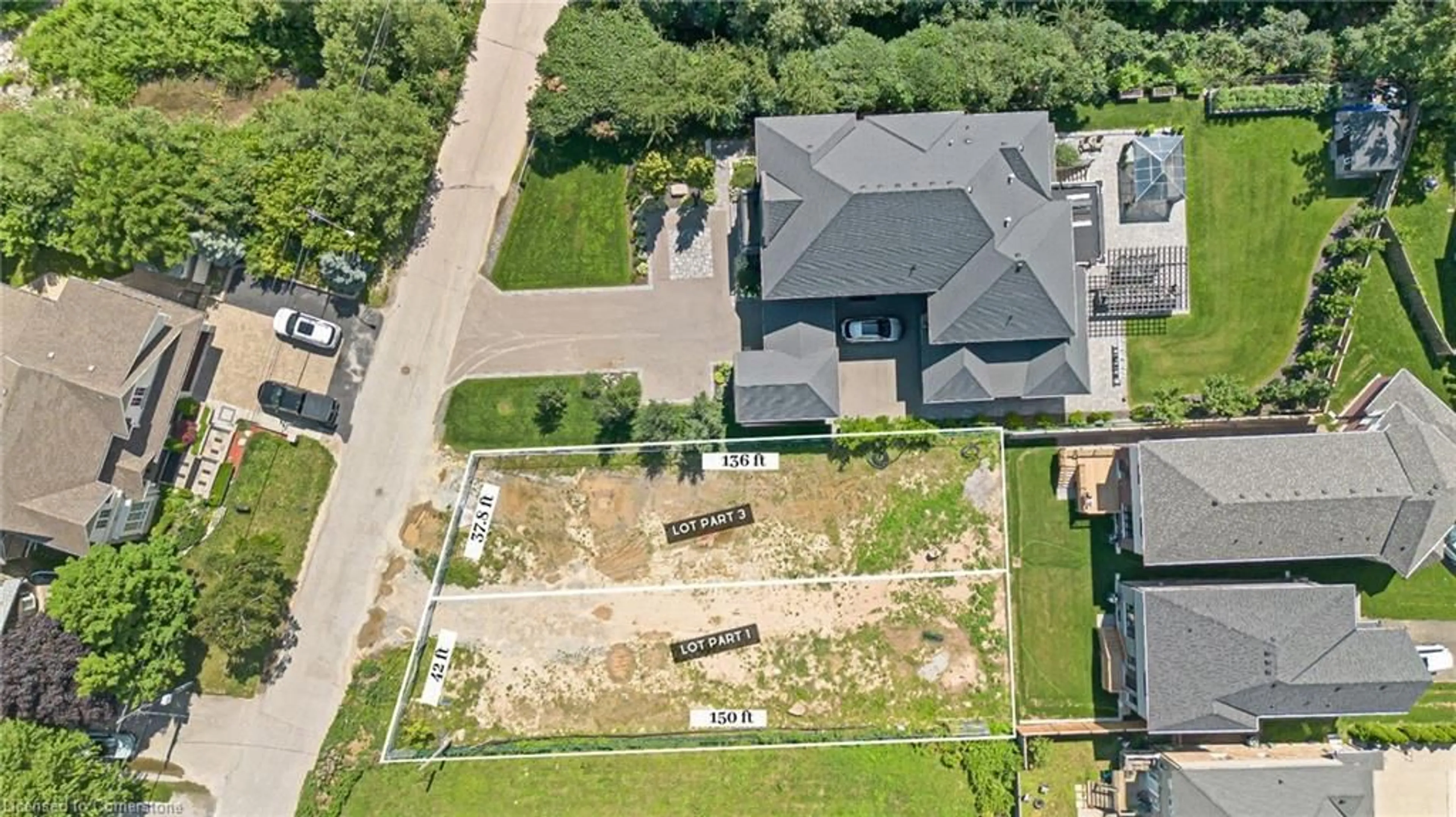 Frontside or backside of a home, the fenced backyard for PART 3 Seabreeze Cres, Stoney Creek Ontario L8E 0A6