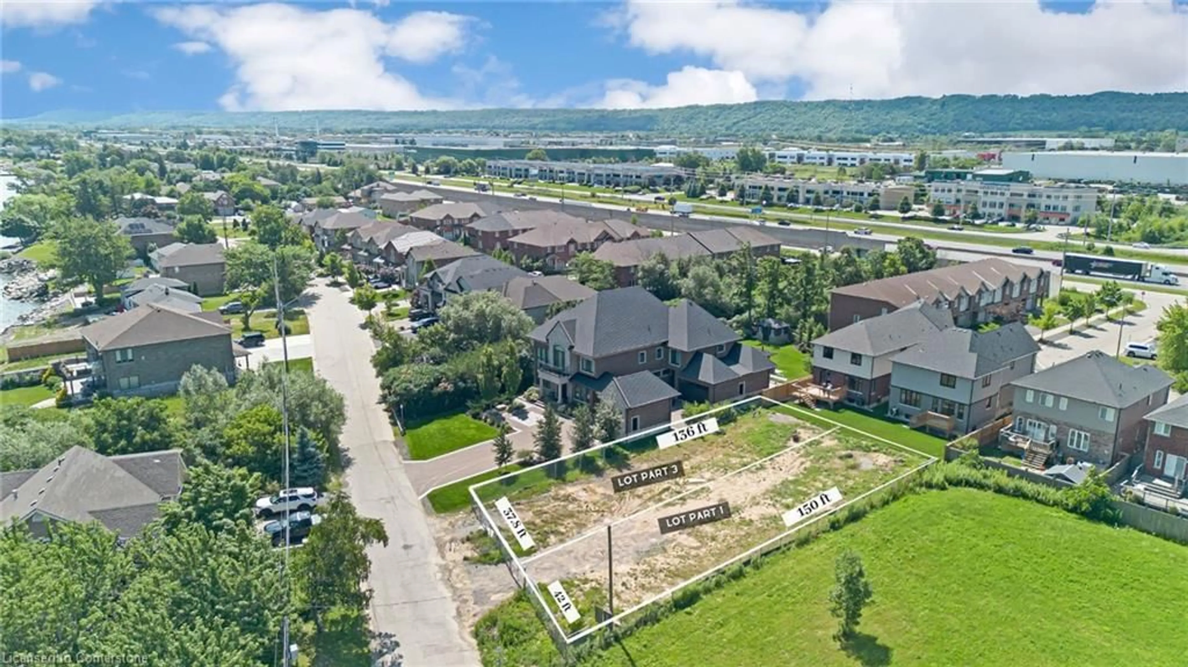 A pic from exterior of the house or condo, the street view for PART 3 Seabreeze Cres, Stoney Creek Ontario L8E 0A6