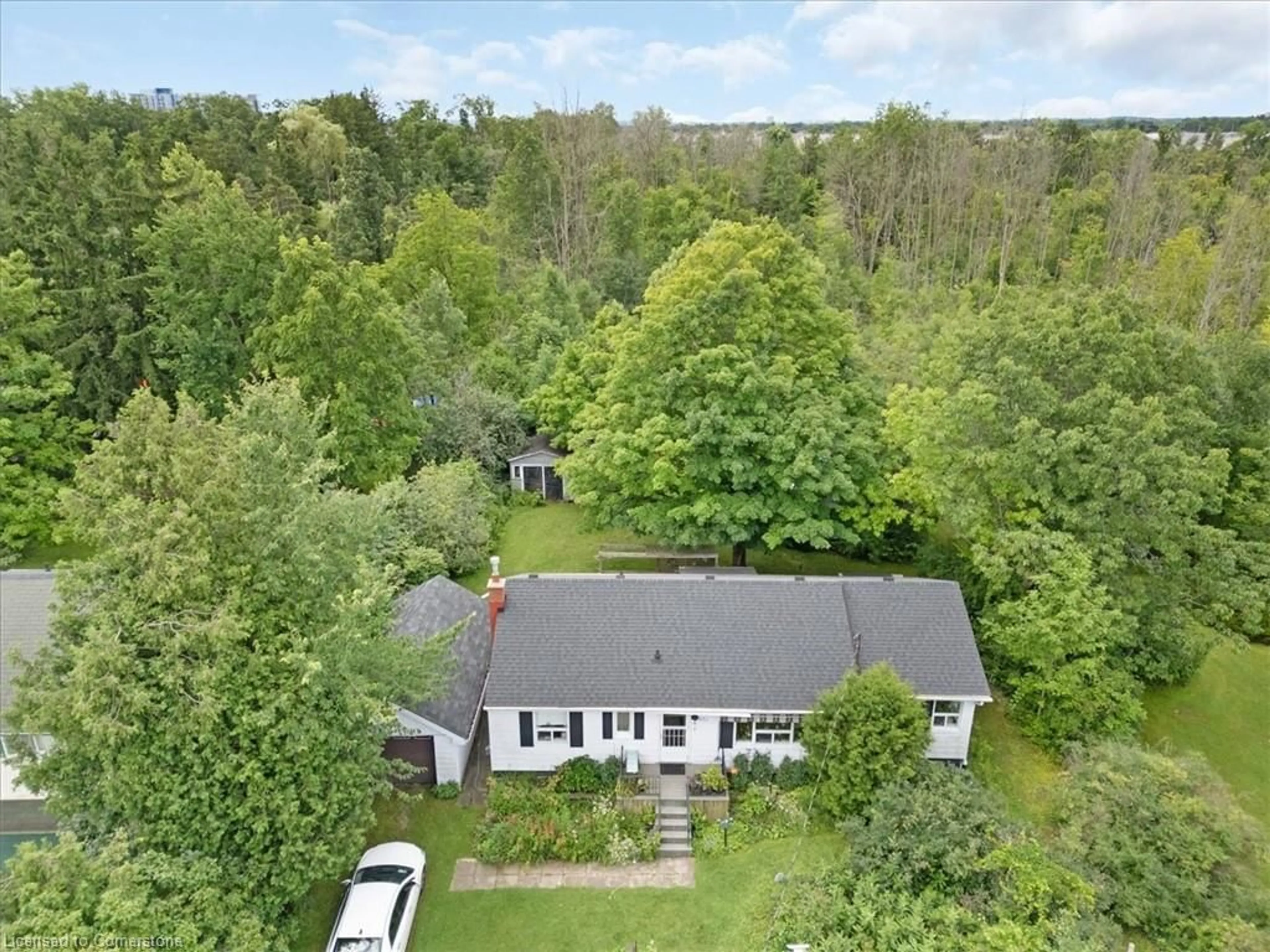 Frontside or backside of a home, cottage for 551 Evans Rd, Hamilton Ontario L8B 0G7