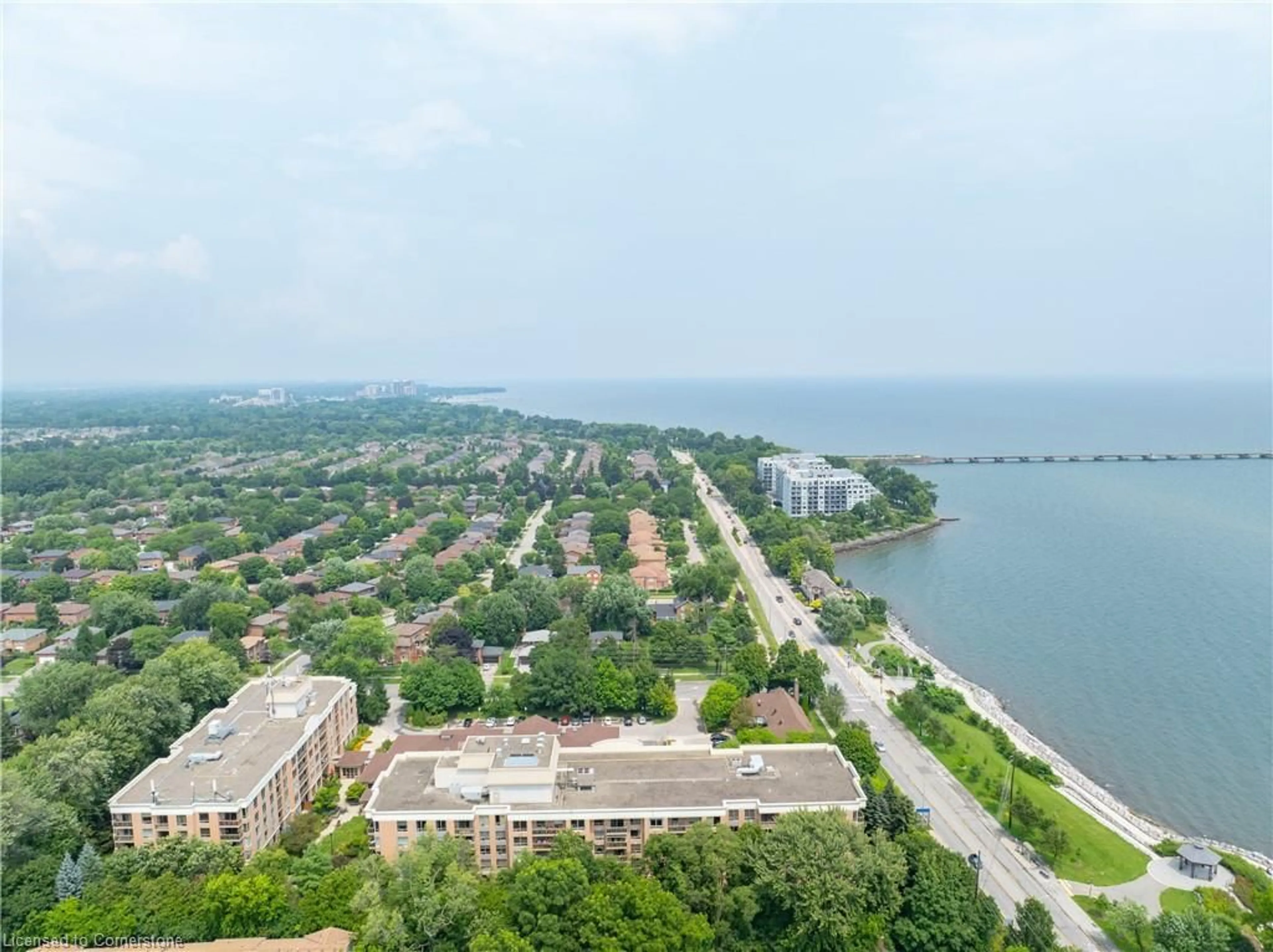 A pic from exterior of the house or condo, the view of lake or river for 100 Burloak Dr #1214, Burlington Ontario L7L 6P6