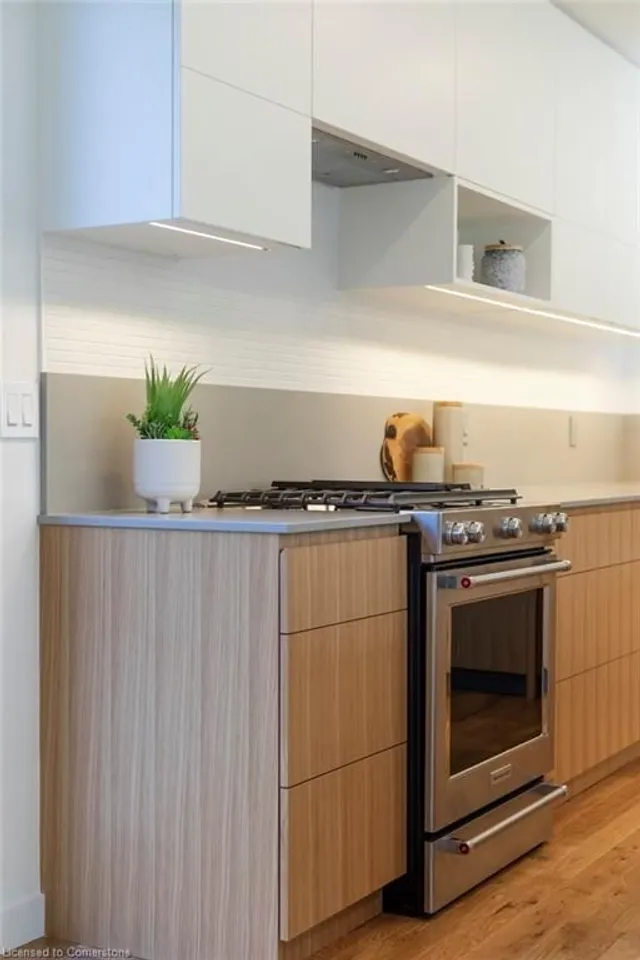 Additional property image - 315 Park St